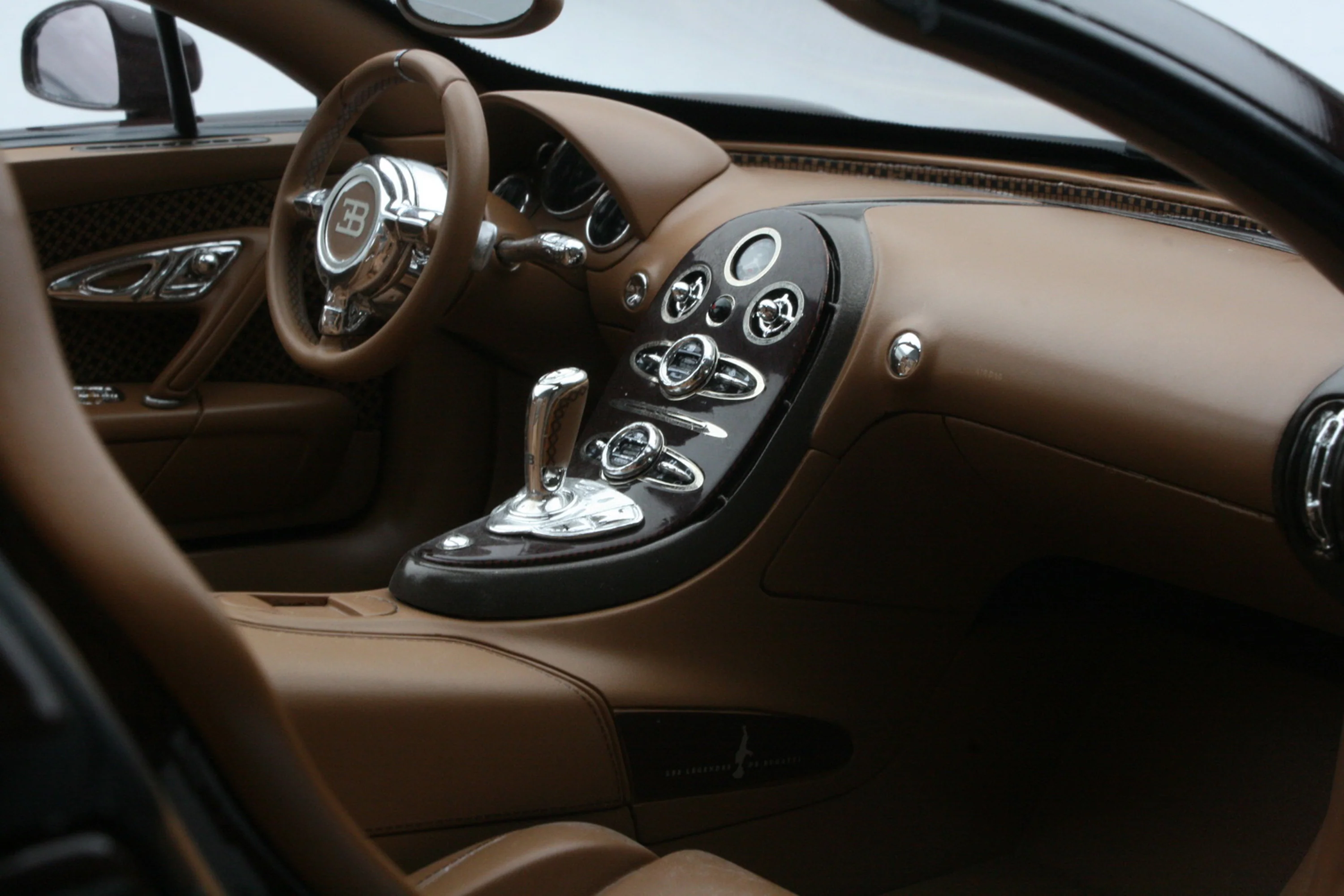 BUGATTI Veyron - Tailor Made - Image 17