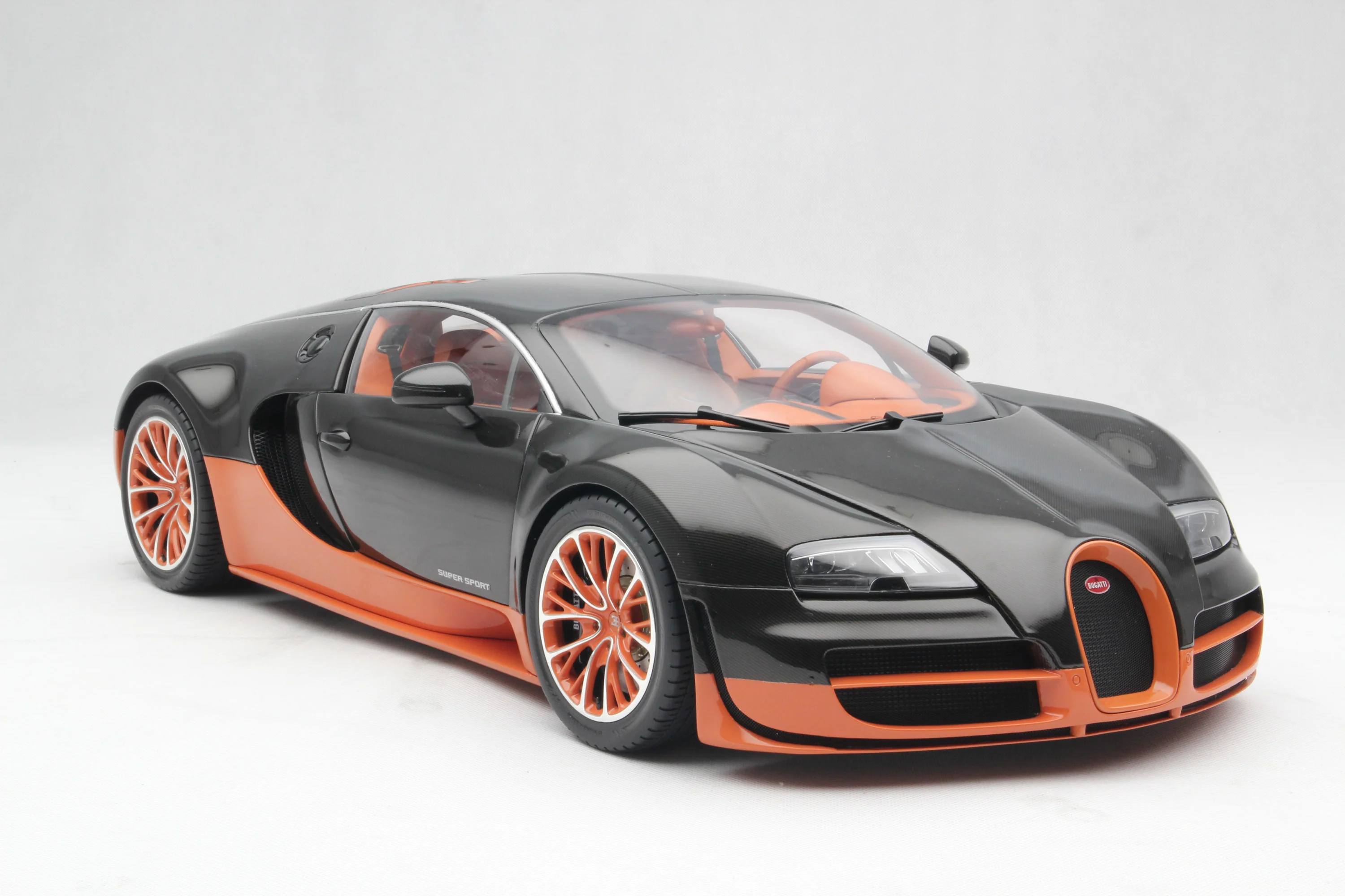 BUGATTI Veyron - Tailor Made - Image 29