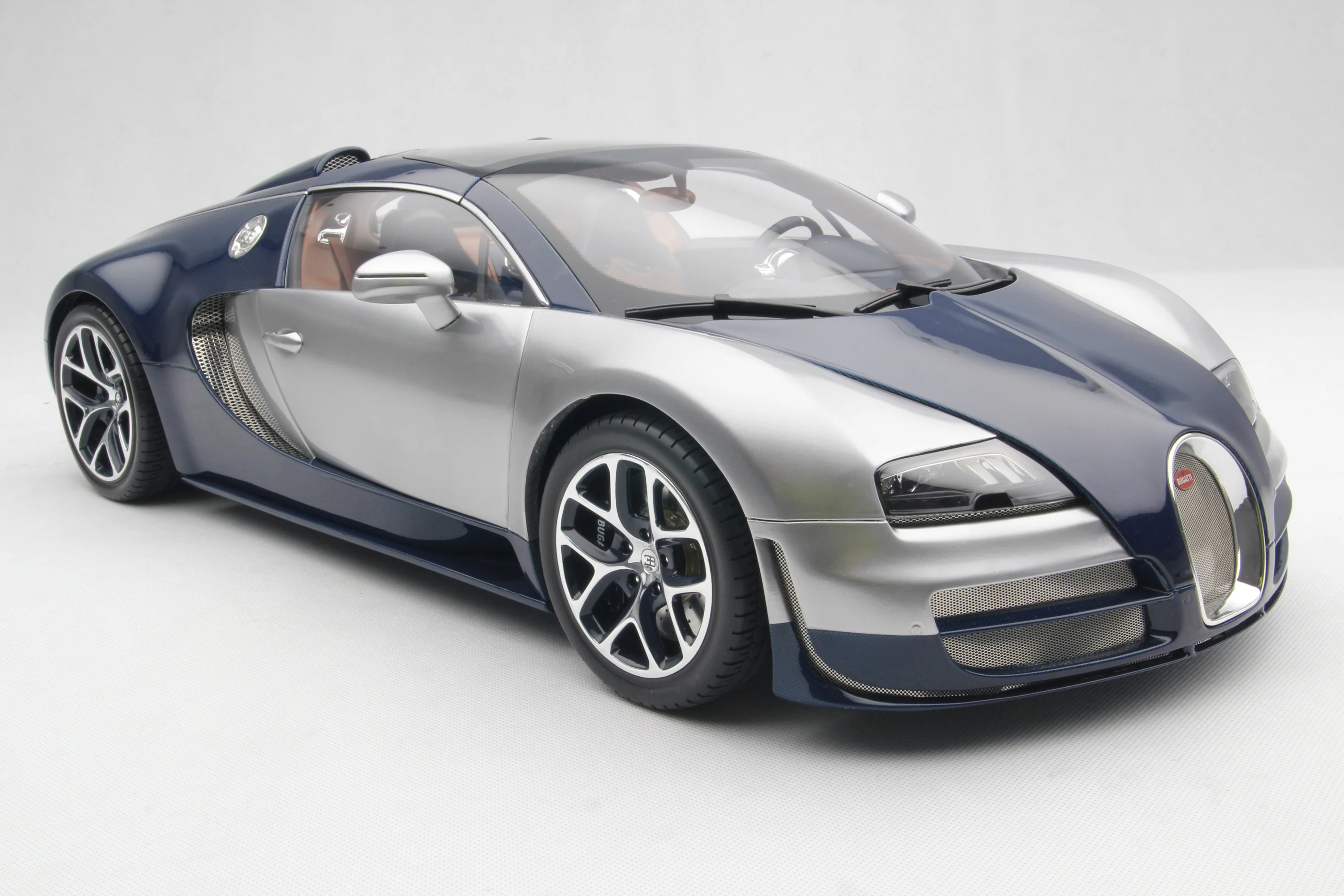 BUGATTI Veyron - Tailor Made - Image 39