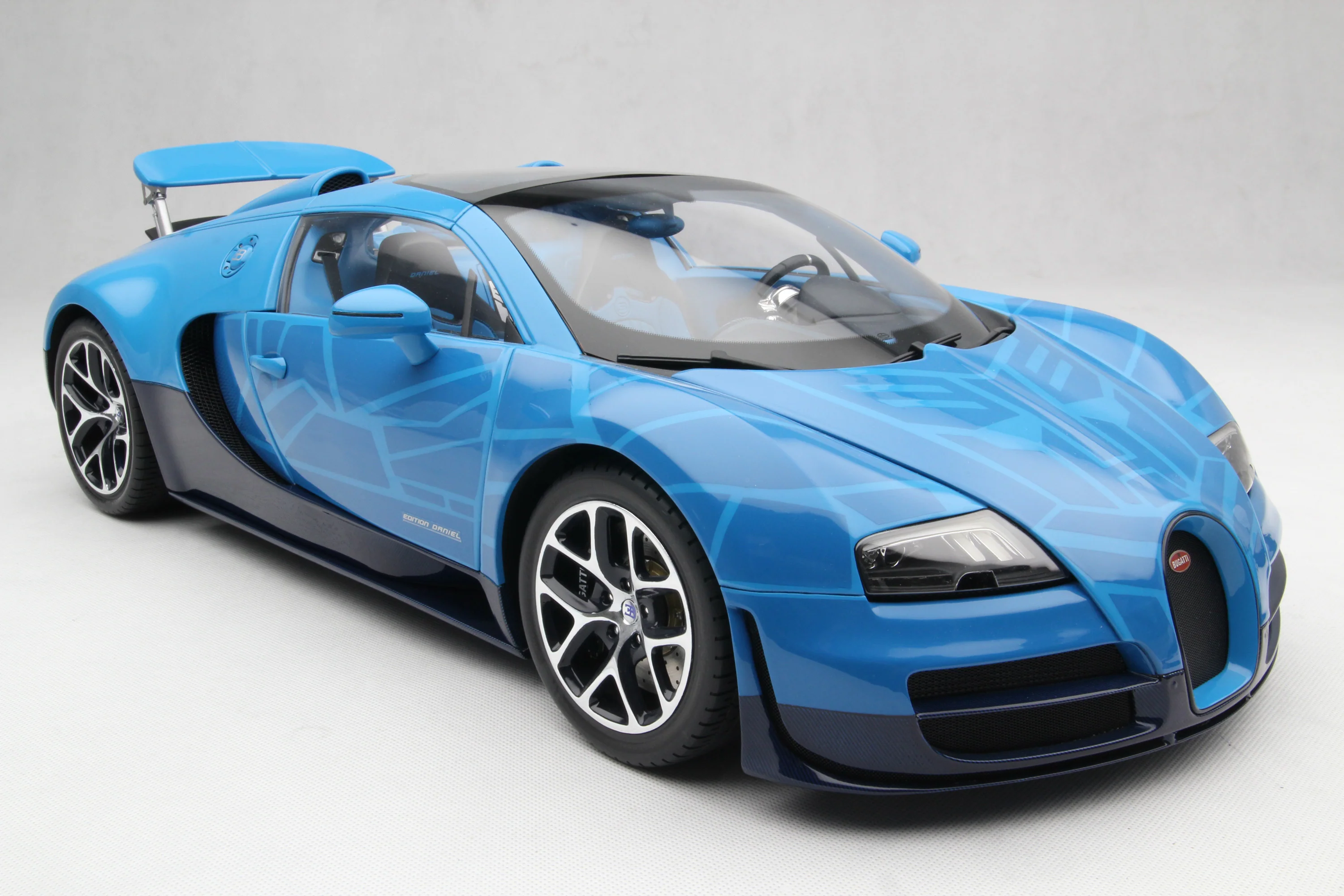 BUGATTI Veyron - Tailor Made - Image 45