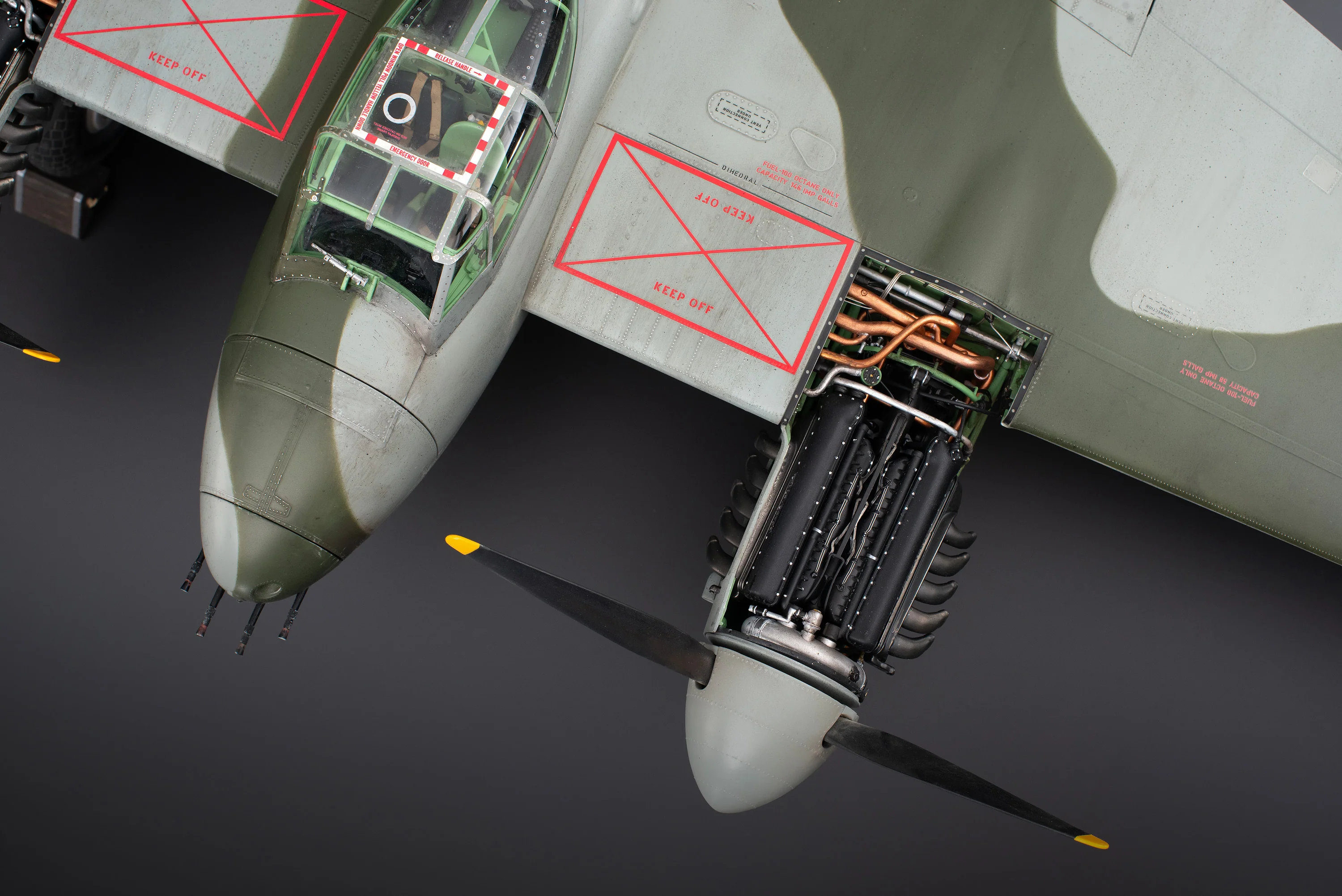 DH.98 Mosquito - FB.VI HX922 - Image 11