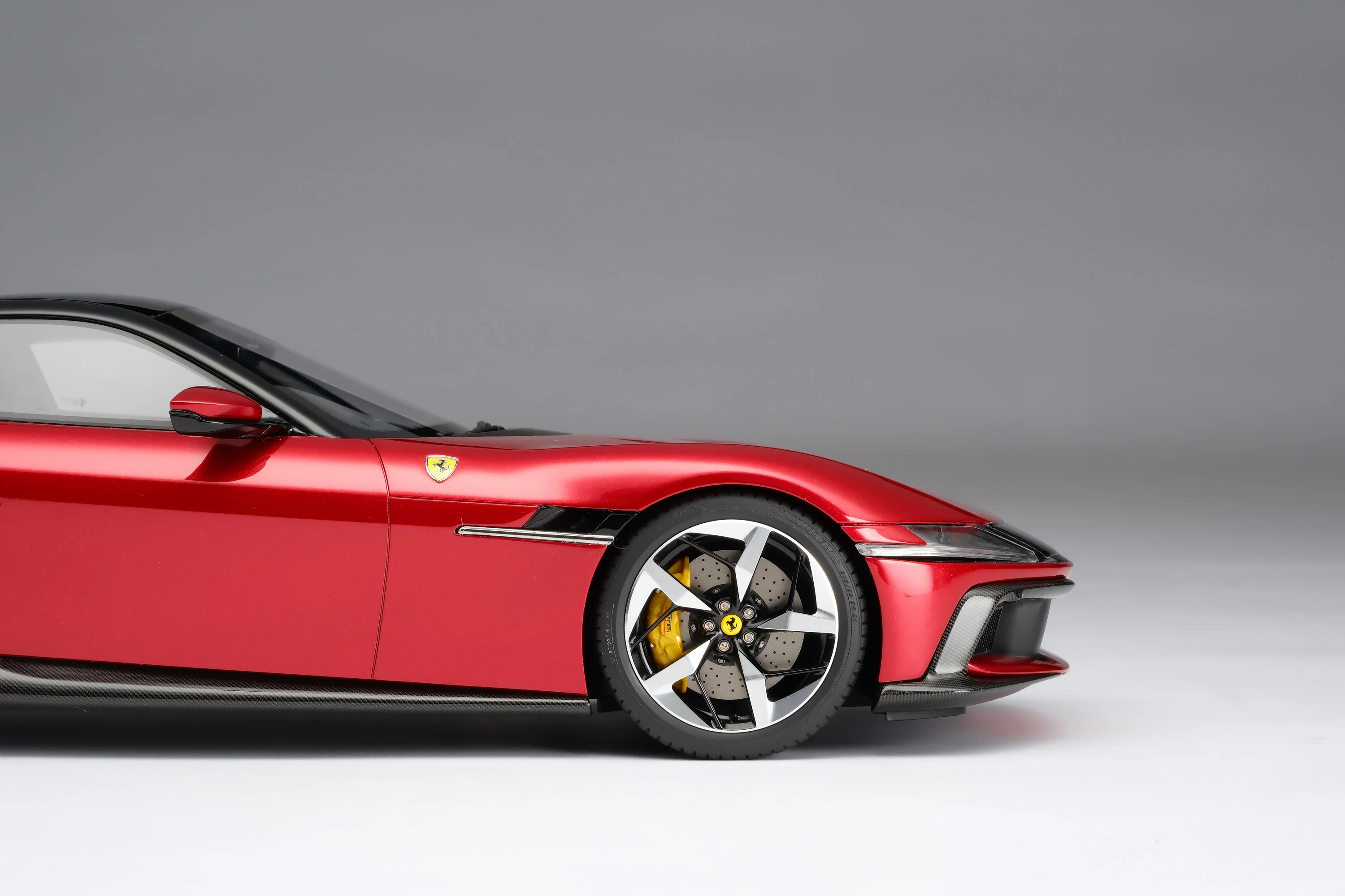Ferrari 12Cilindri (2024) - Image 10