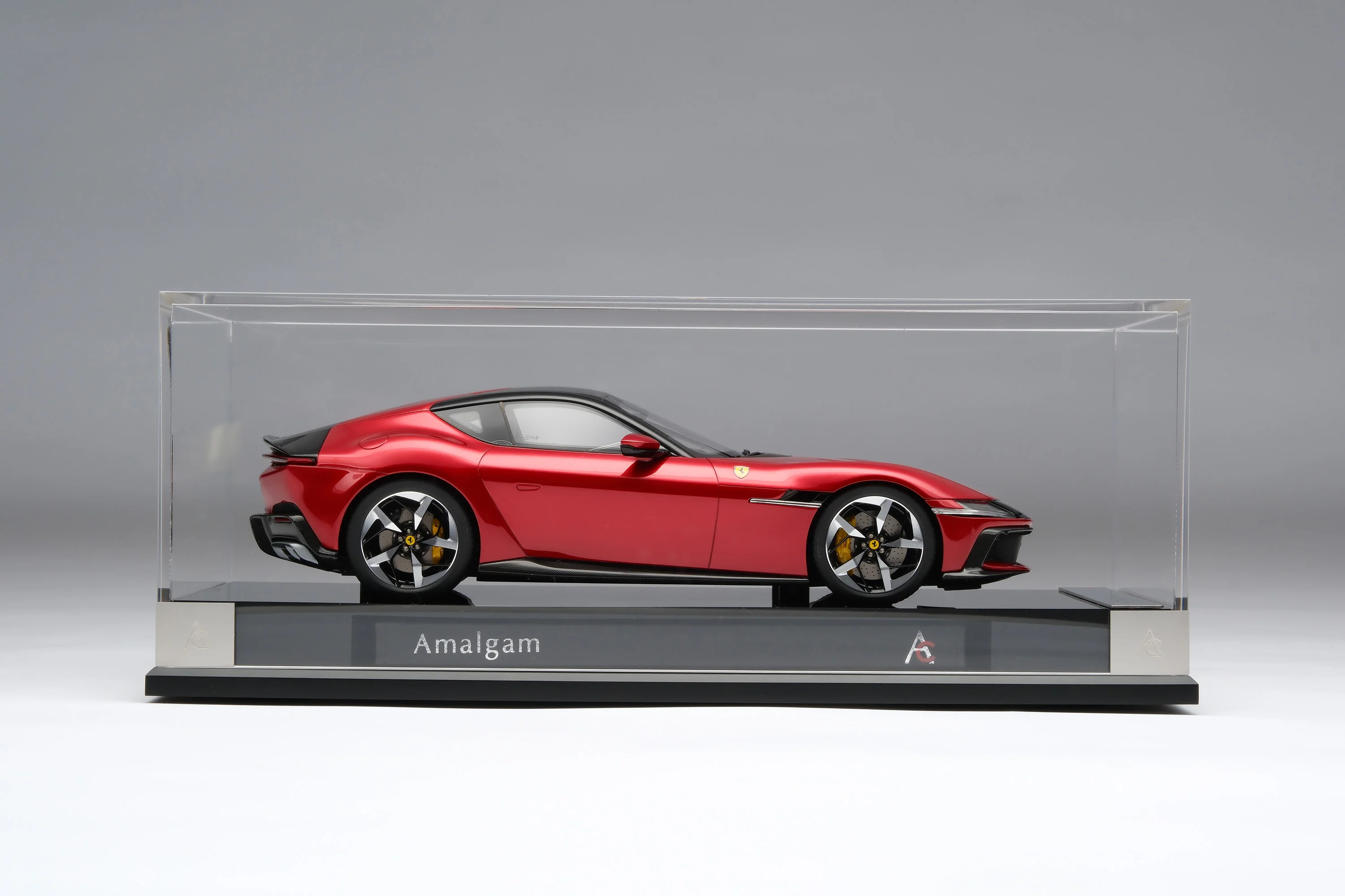 Ferrari 12Cilindri (2024) - Image 18