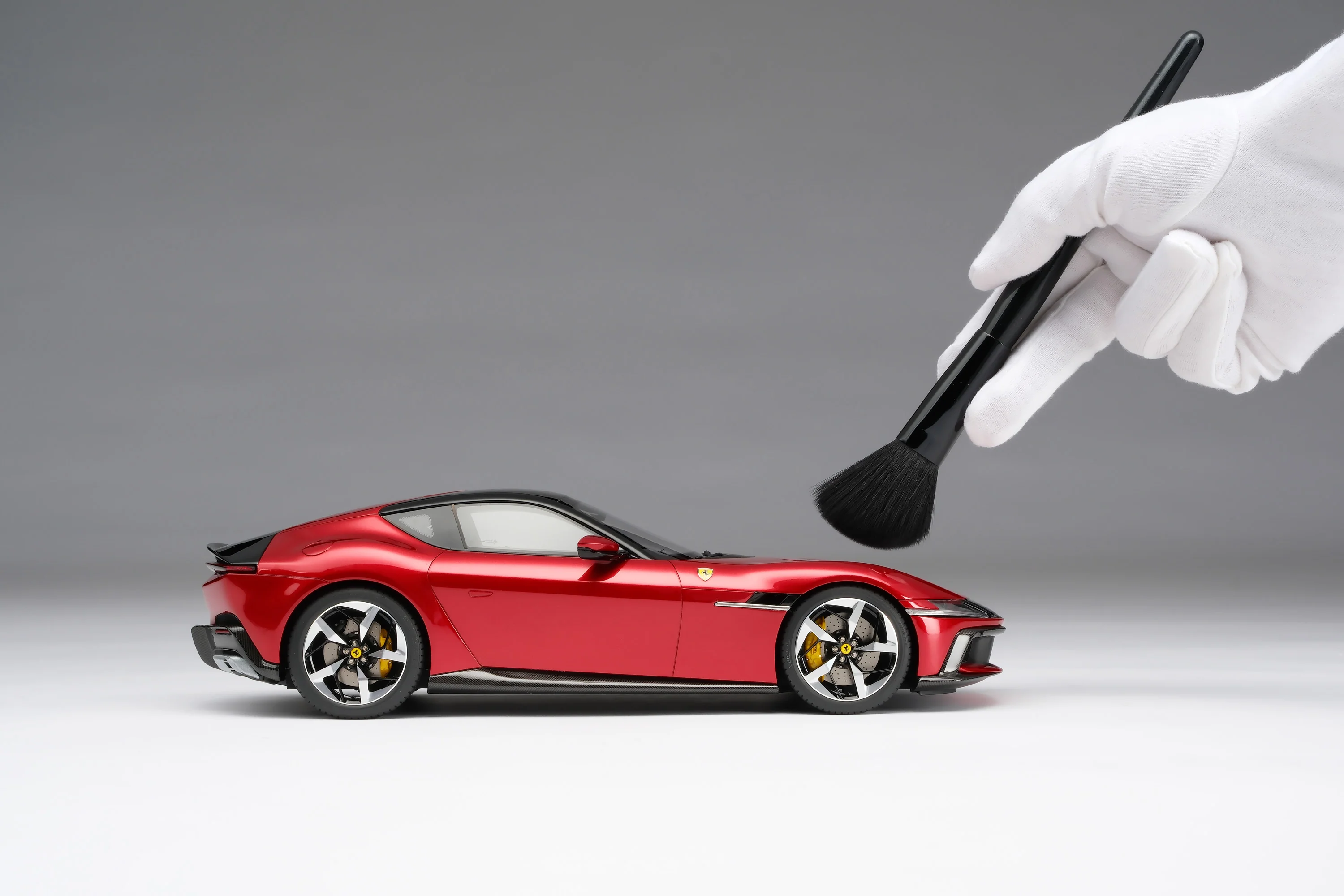 Ferrari 12Cilindri (2024) - Image 4