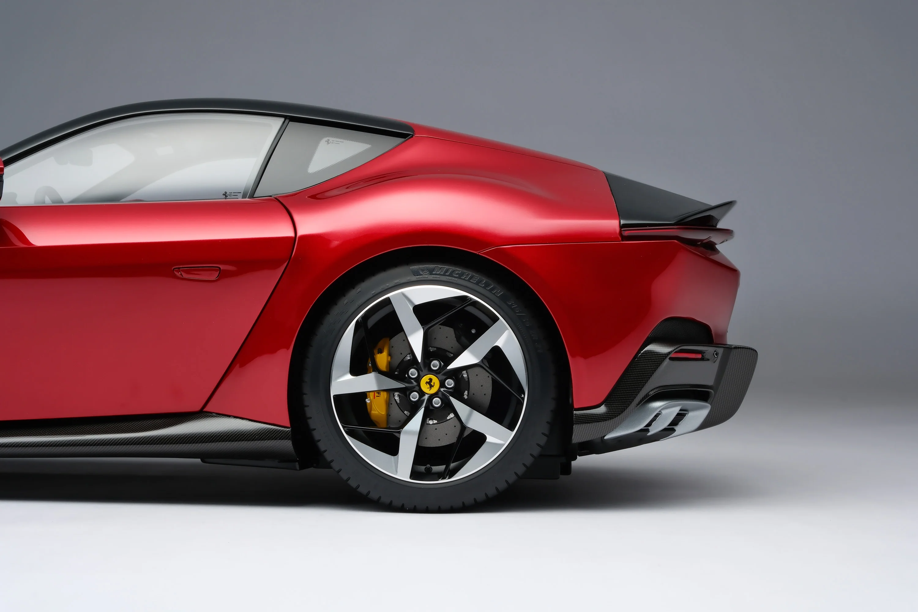 Ferrari 12Cilindri (2024) - Image 22