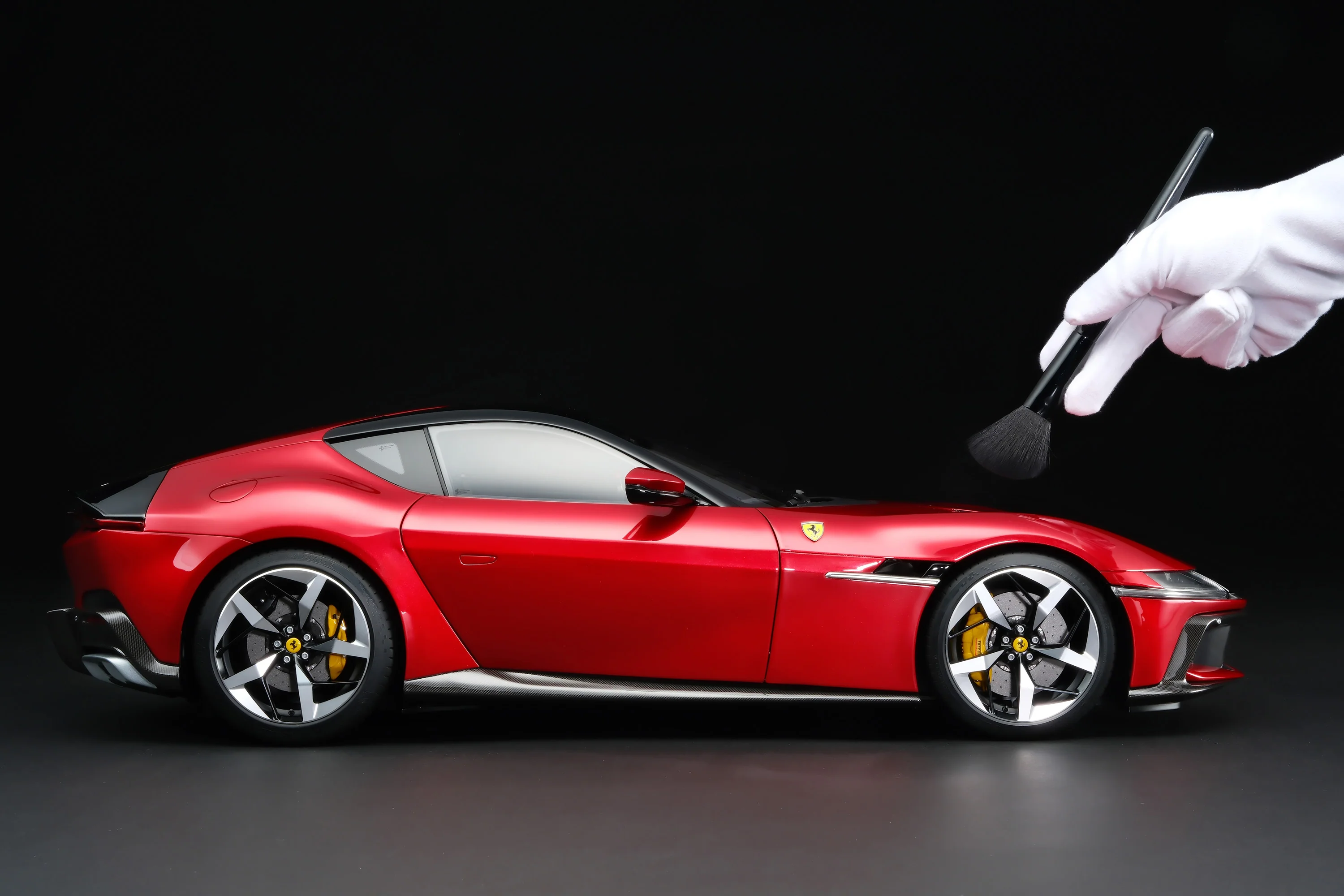 Ferrari 12Cilindri (2024) - Image 3