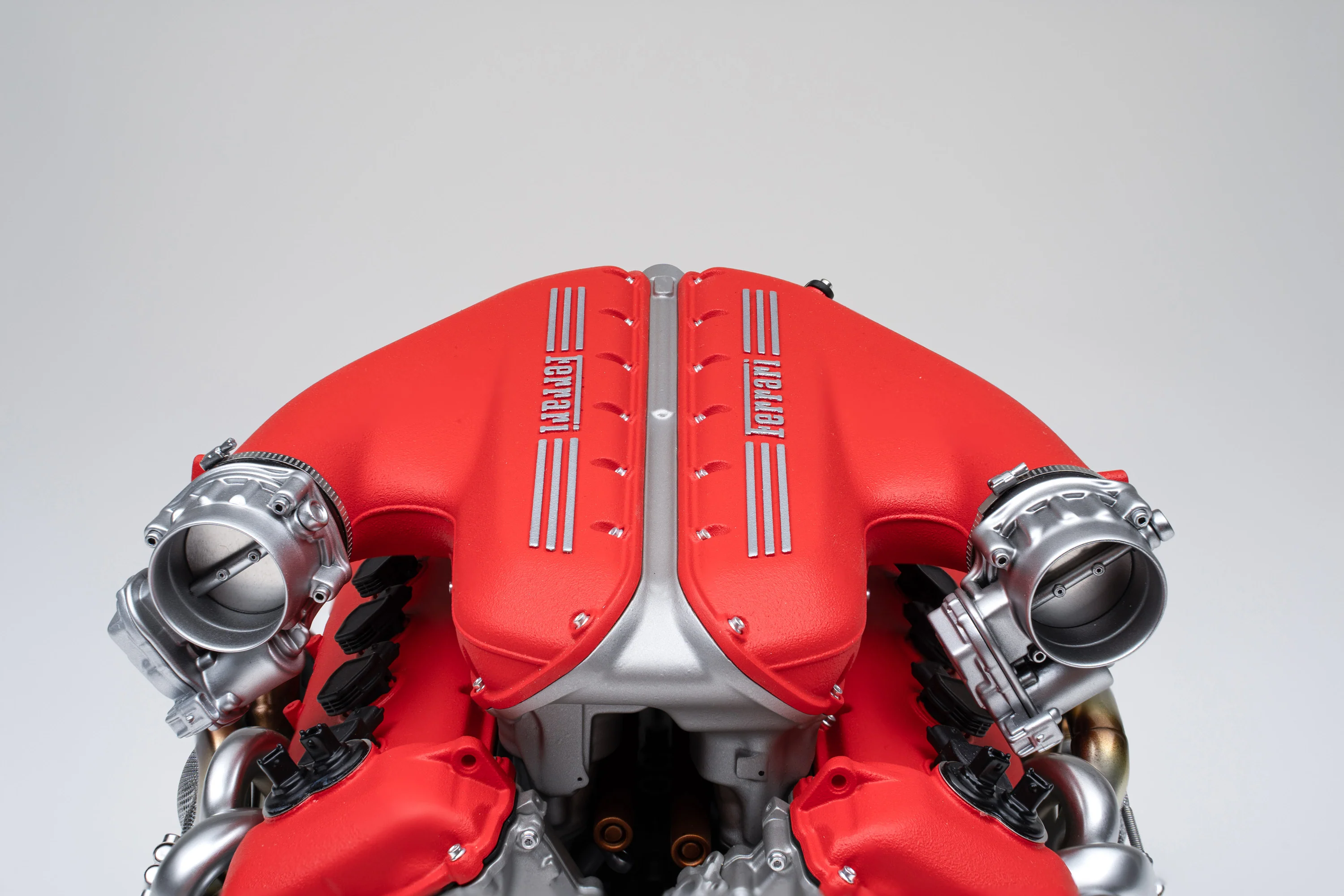 Ferrari 12Cilindri V12 F140HD Engine and Gearbox - Image 13