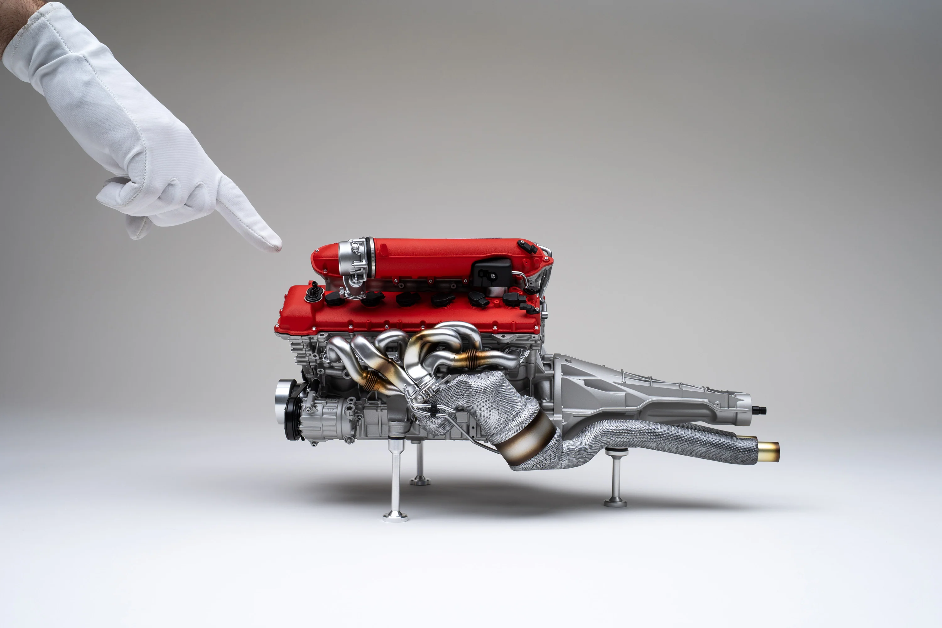 Ferrari 12Cilindri V12 F140HD Engine and Gearbox - Image 4