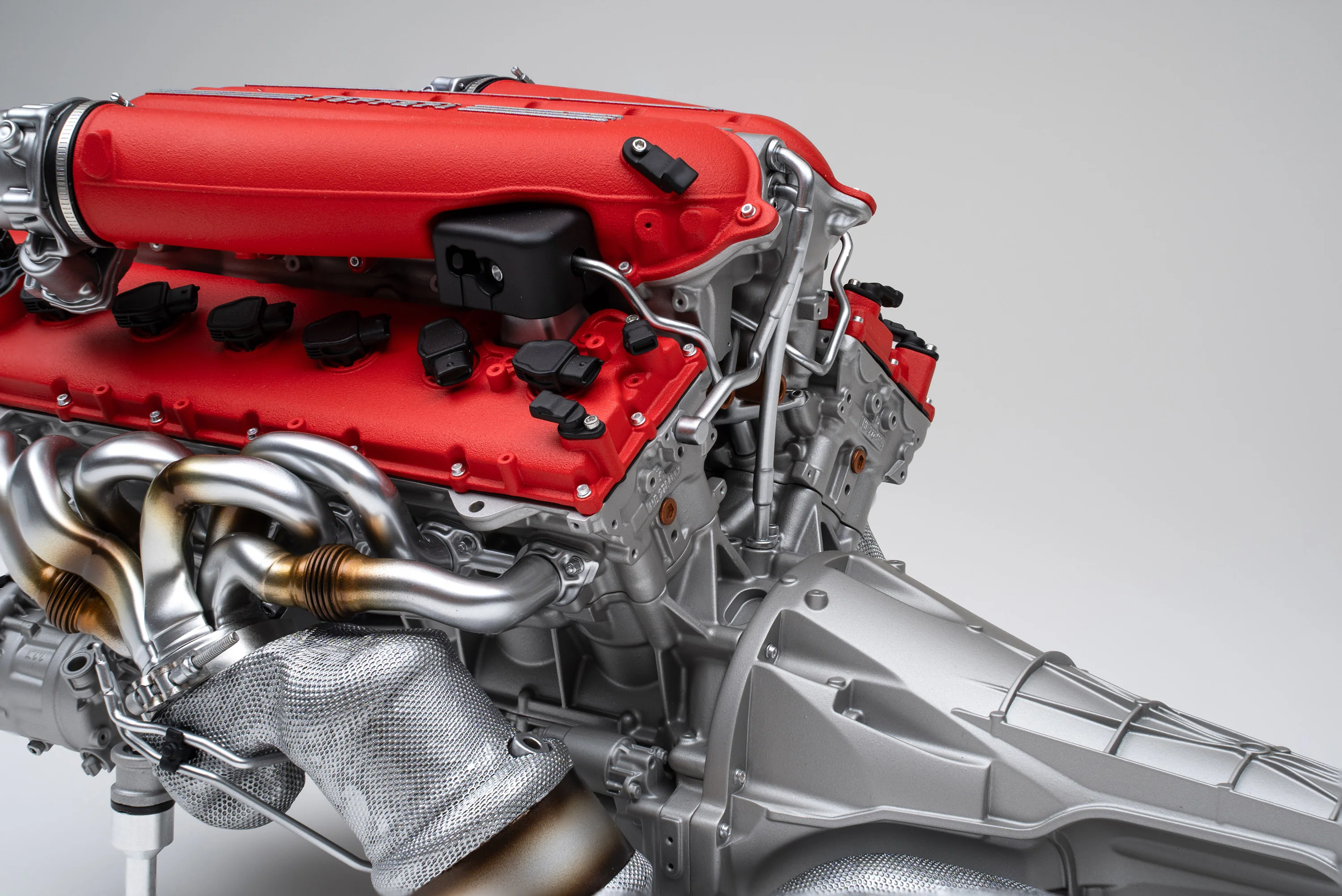 Ferrari 12Cilindri V12 F140HD Engine and Gearbox - Image 7