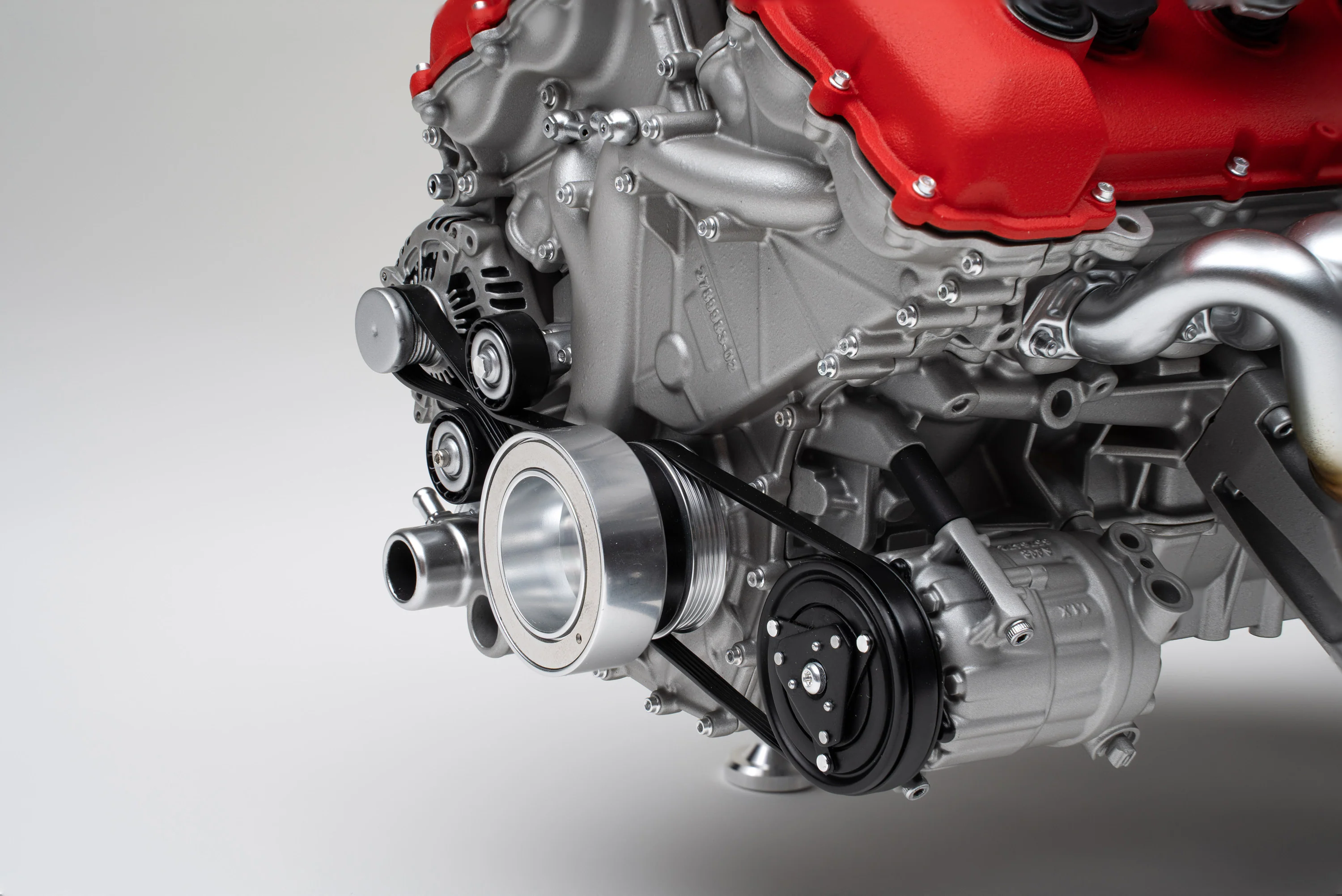 Ferrari 12Cilindri V12 F140HD Engine and Gearbox - Image 9