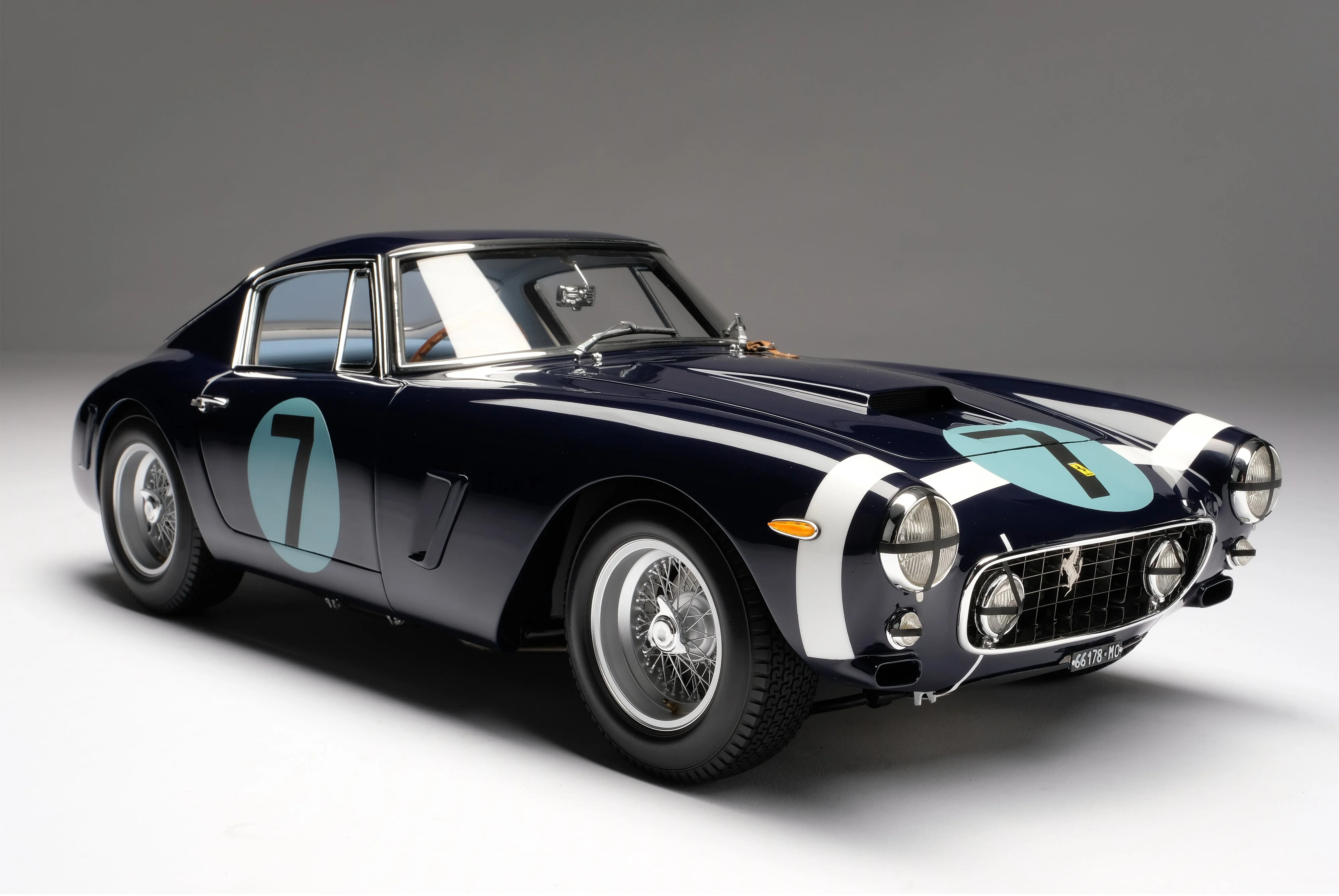 Ferrari 250 GT Berlinetta - 1961 Goodwood TT Winner - Image 5