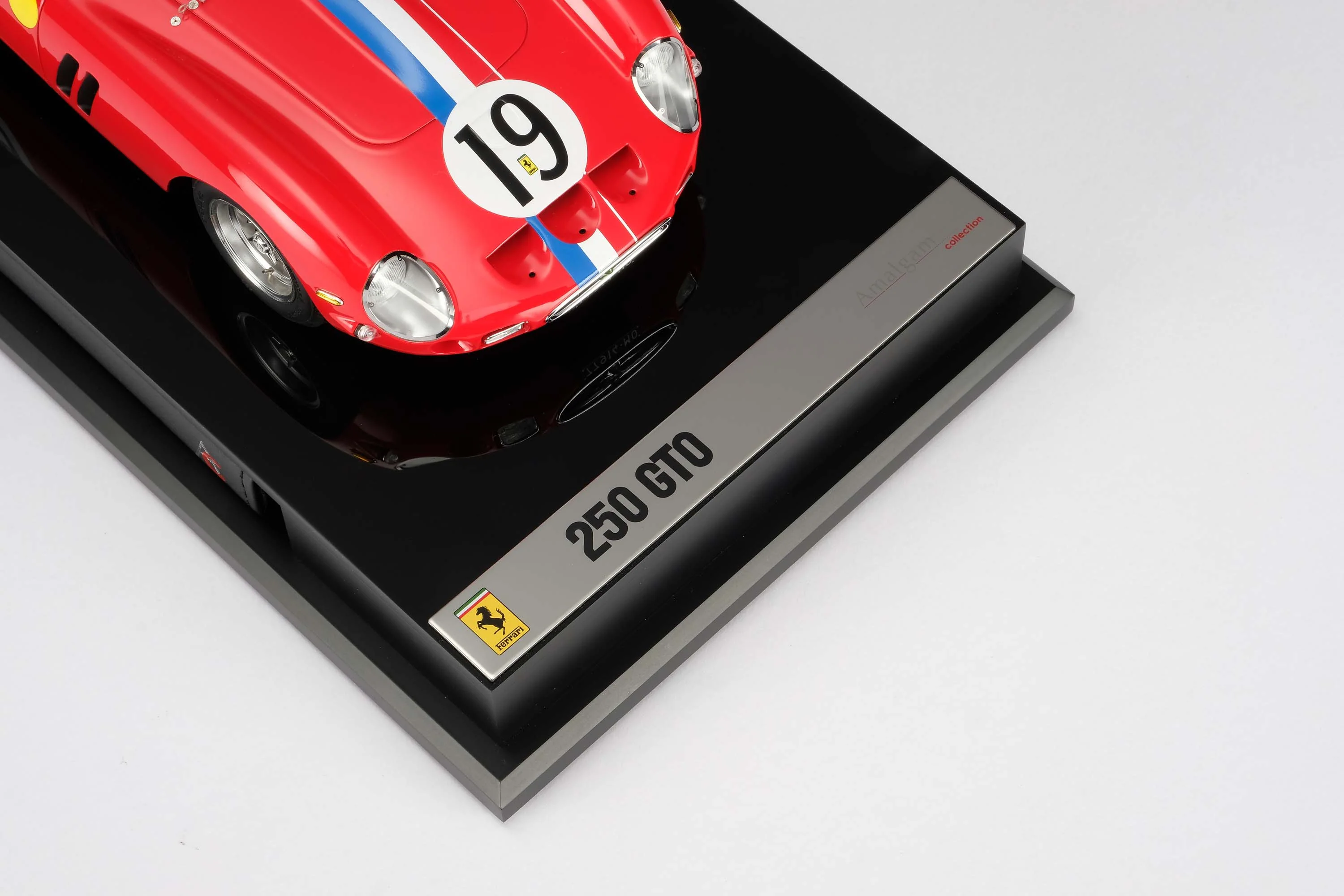 Ferrari 250 GTO - 3705GT - 1962 Le Mans Class Winner - Image 15