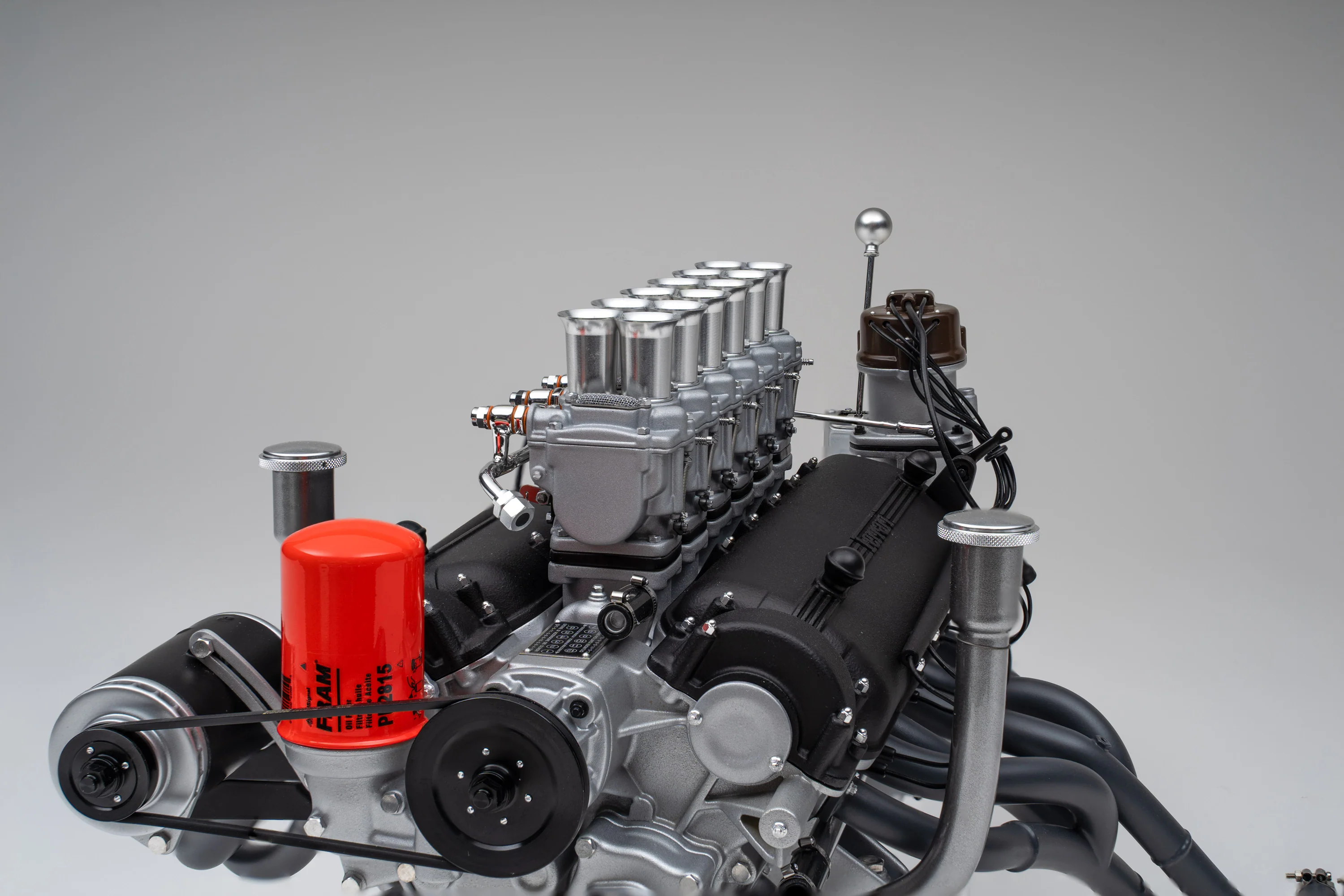 Ferrari 250 GTO V12 Engine and Gearbox - Image 10