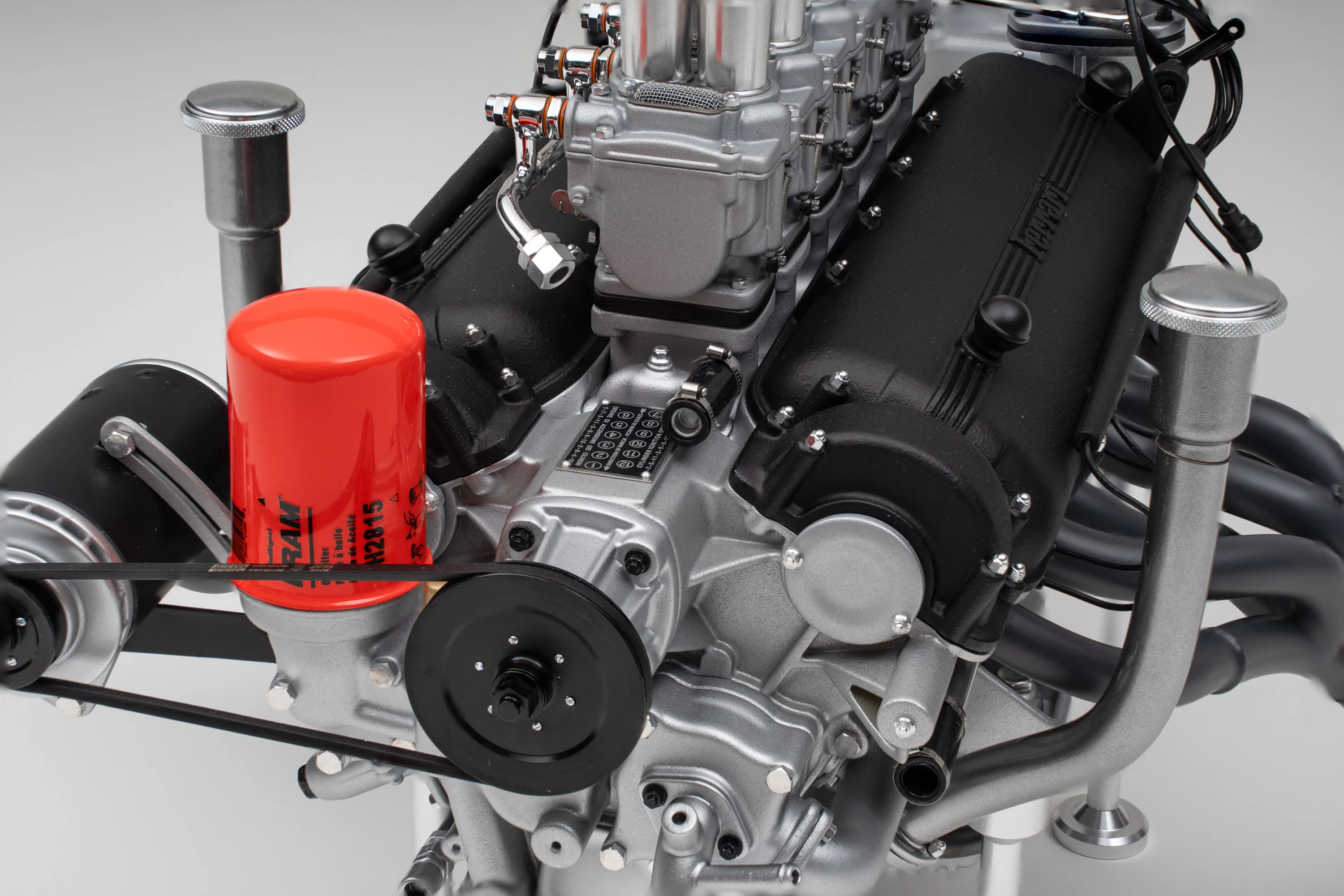 Ferrari 250 GTO V12 Engine and Gearbox - Image 11