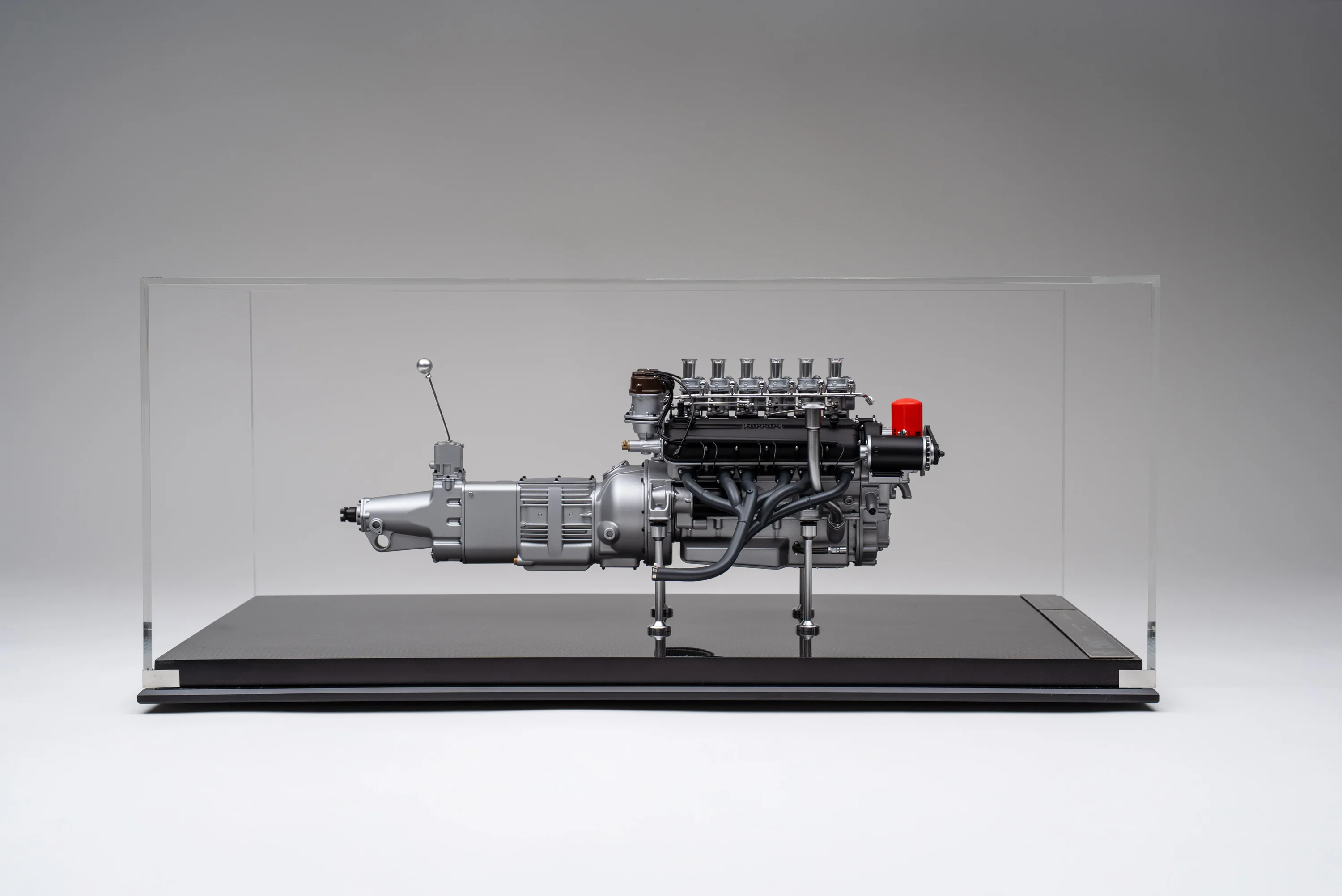 Ferrari 250 GTO V12 Engine and Gearbox - Image 19