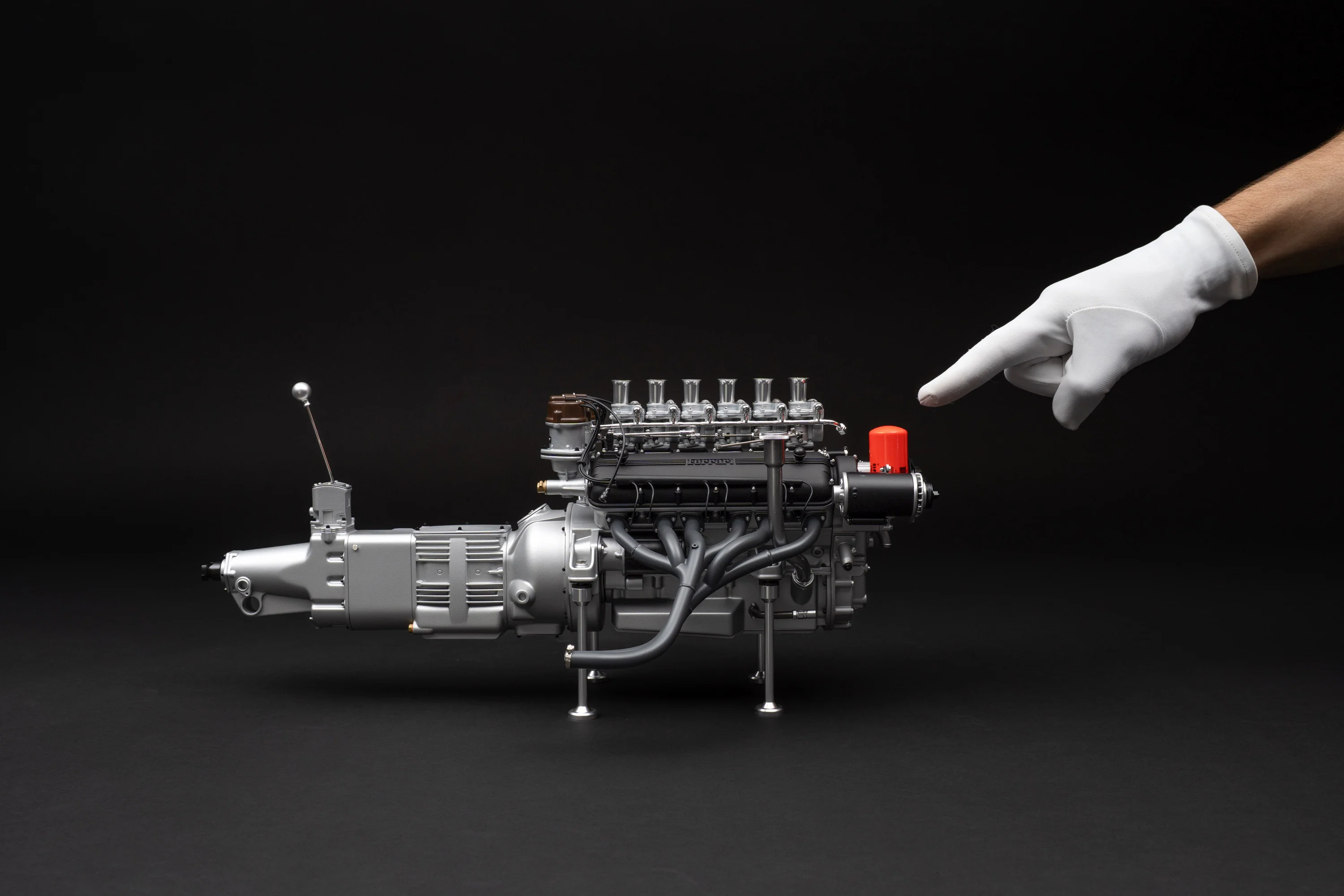 Ferrari 250 GTO V12 Engine and Gearbox - Image 3