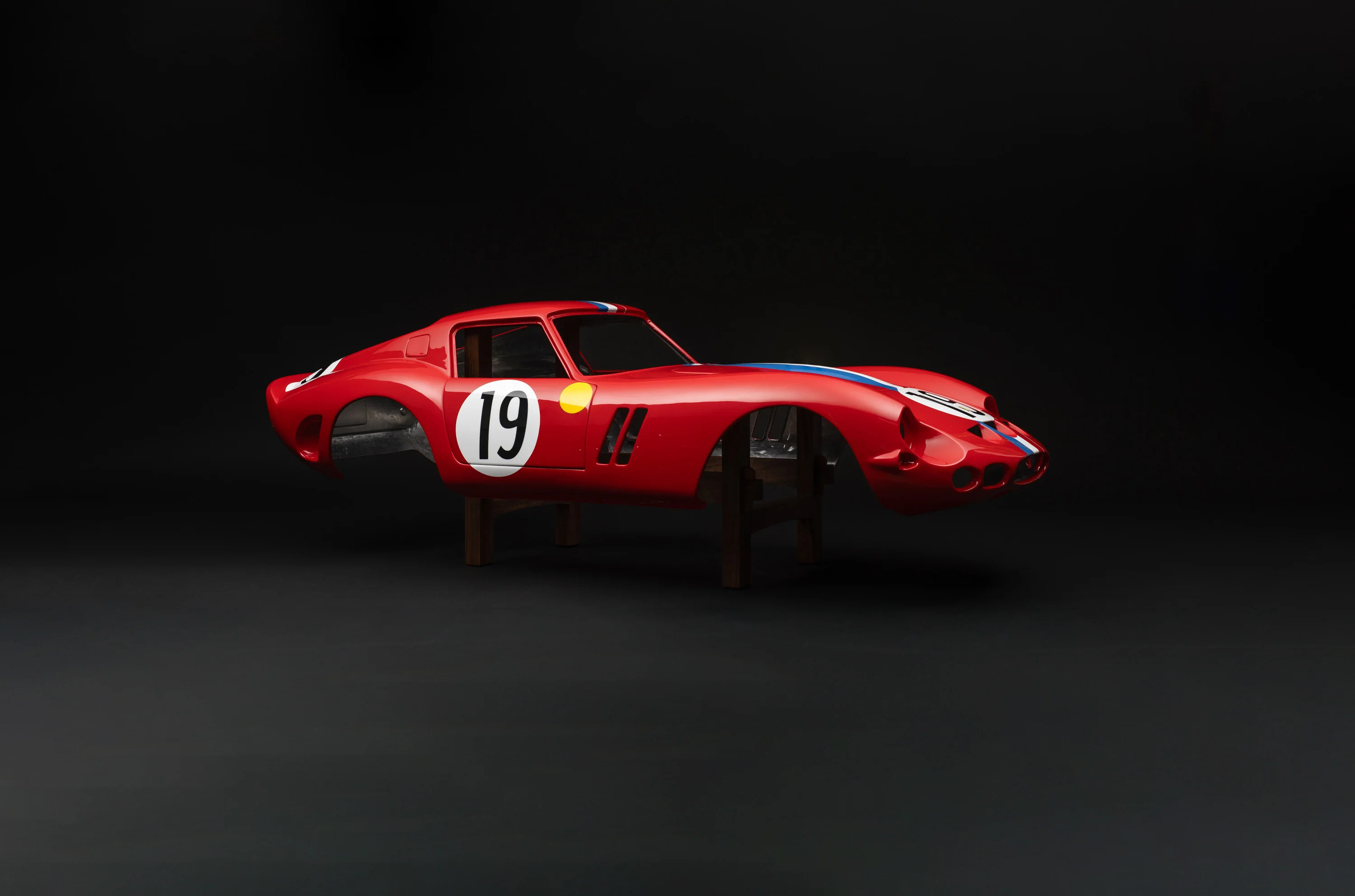 Ferrari 250 GTO - Painted Aluminium Body Replica - Image 31