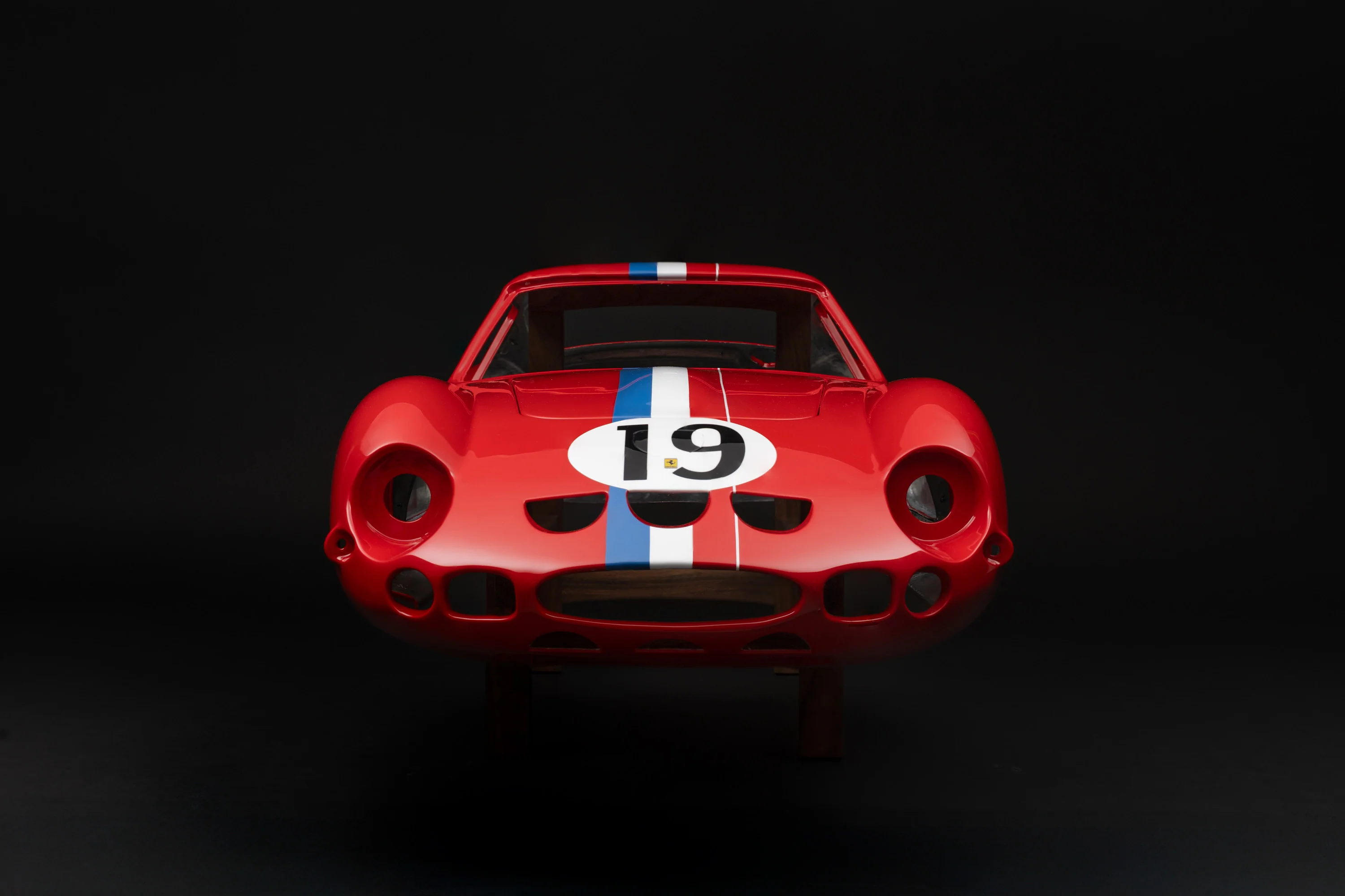 Ferrari 250 GTO - Painted Aluminium Body Replica - Image 35