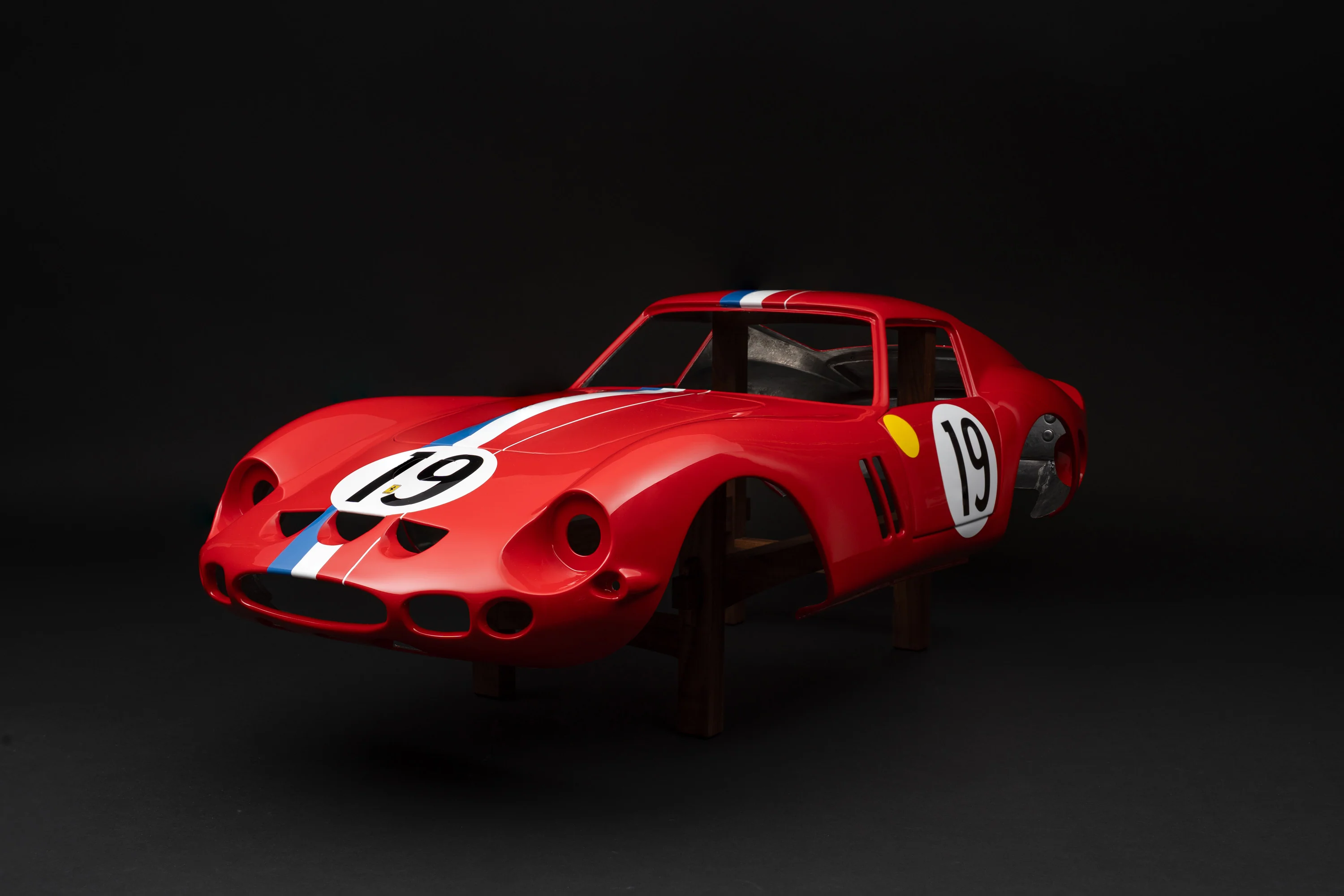 Ferrari 250 GTO - Painted Aluminium Body Replica - Image 37