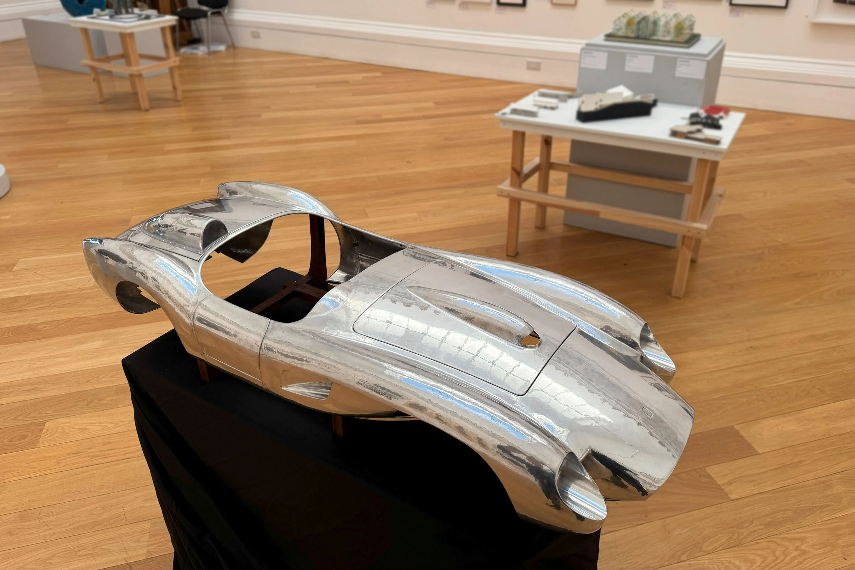 Ferrari 250 TR Aluminium Body Replica - Hammered Finish - Image 11