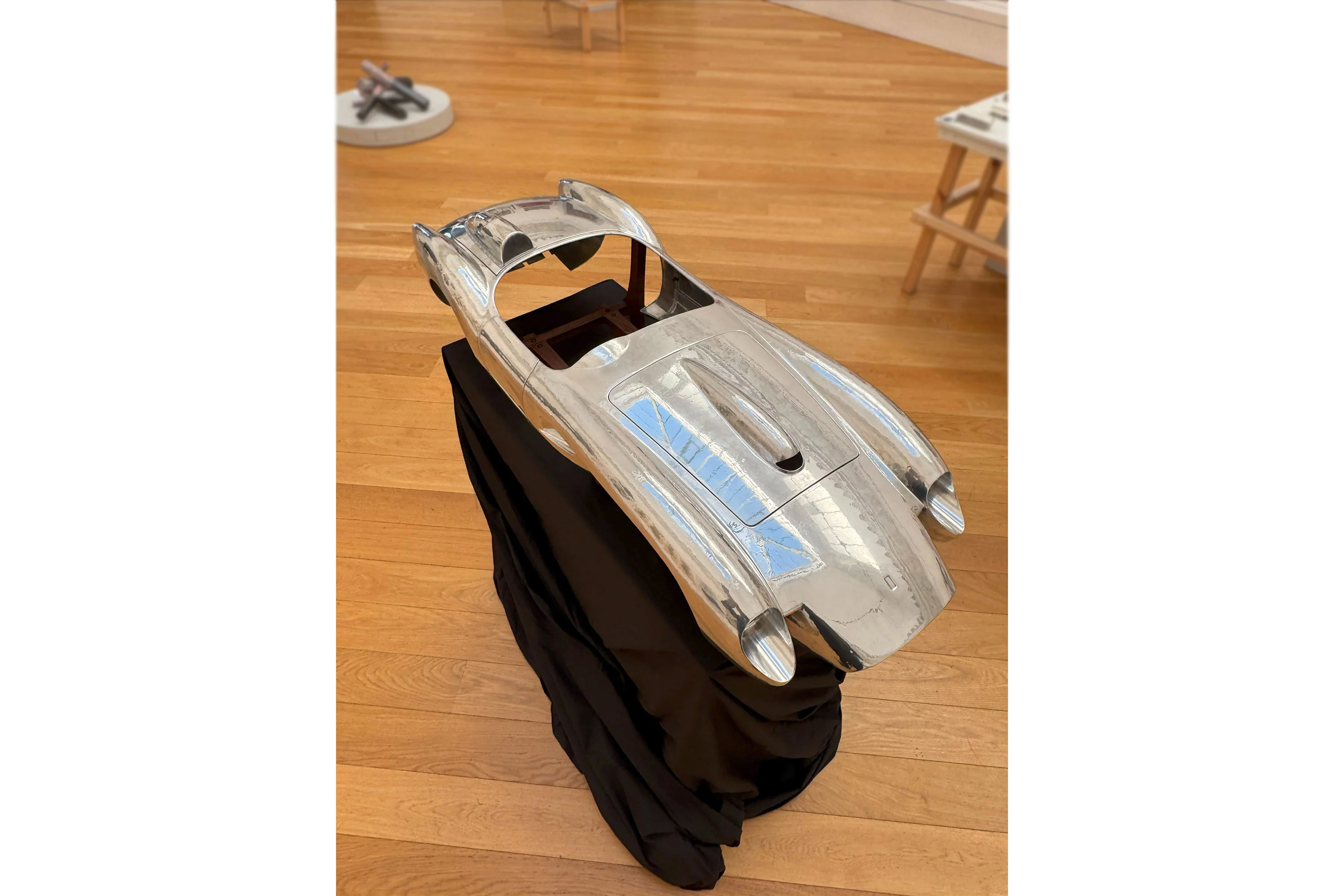 Ferrari 250 TR Aluminium Body Replica - Hammered Finish - Image 17