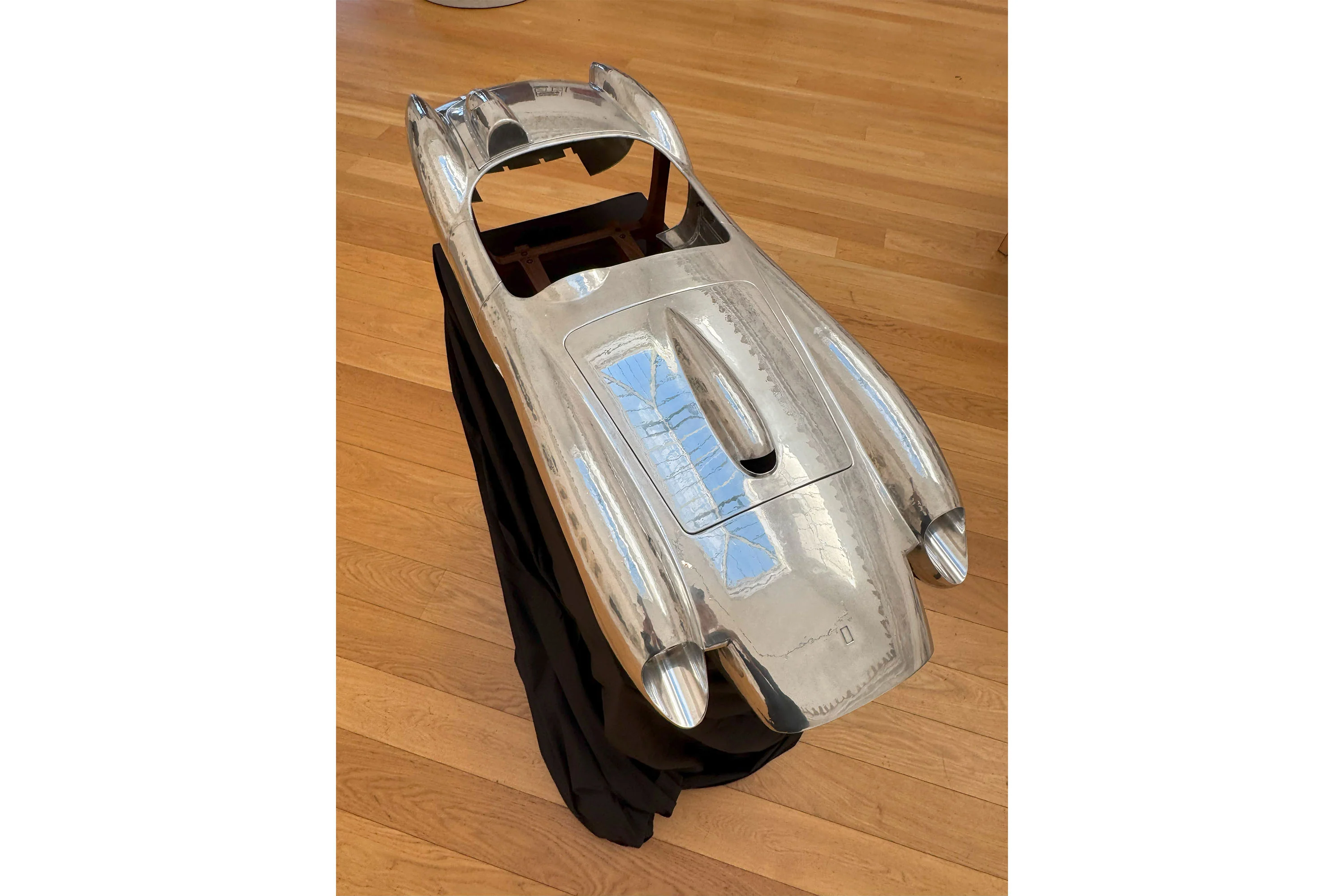 Ferrari 250 TR Aluminium Body Replica - Hammered Finish - Image 20