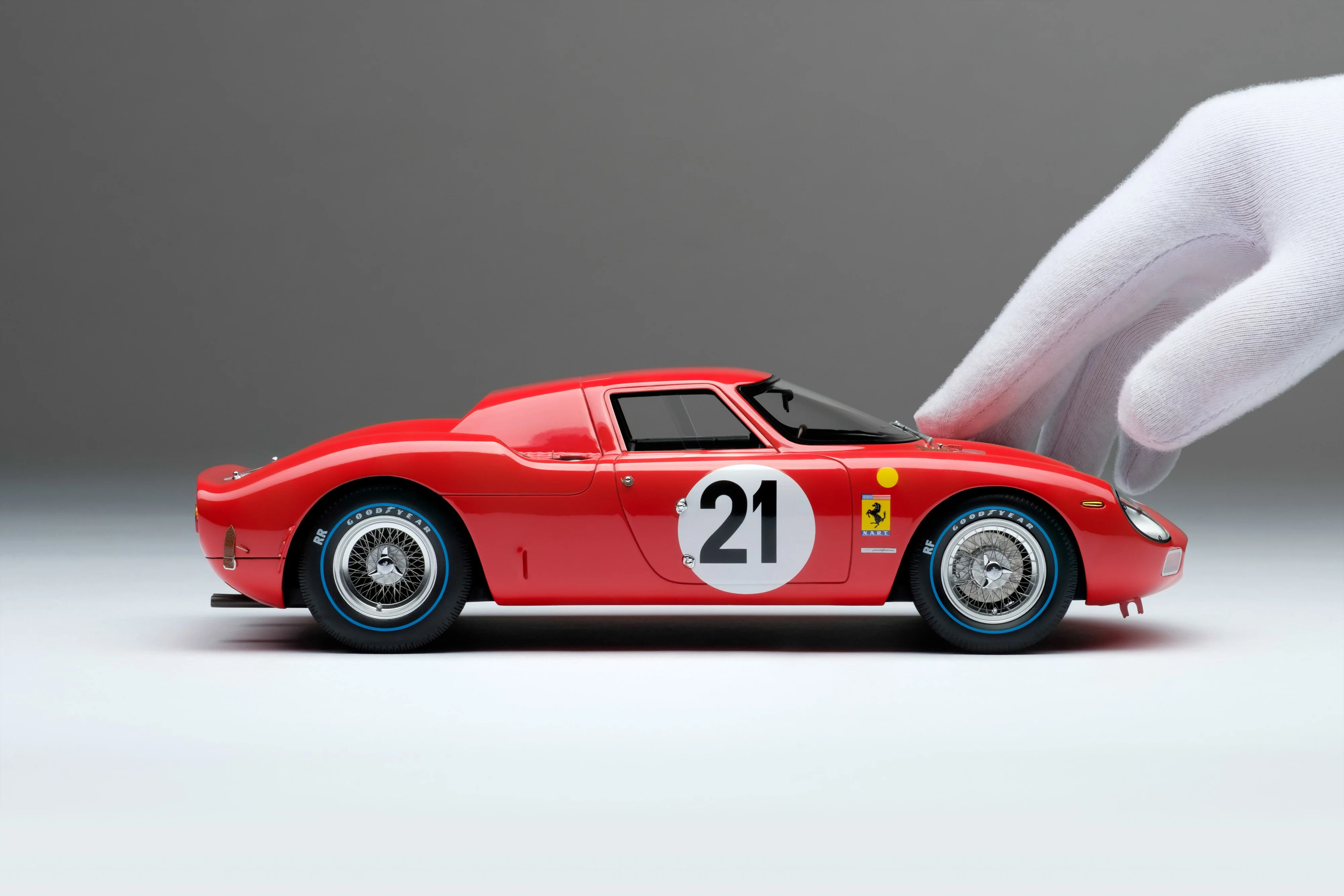 Ferrari 250 LM - 1965 Le Mans Winner - Image 4