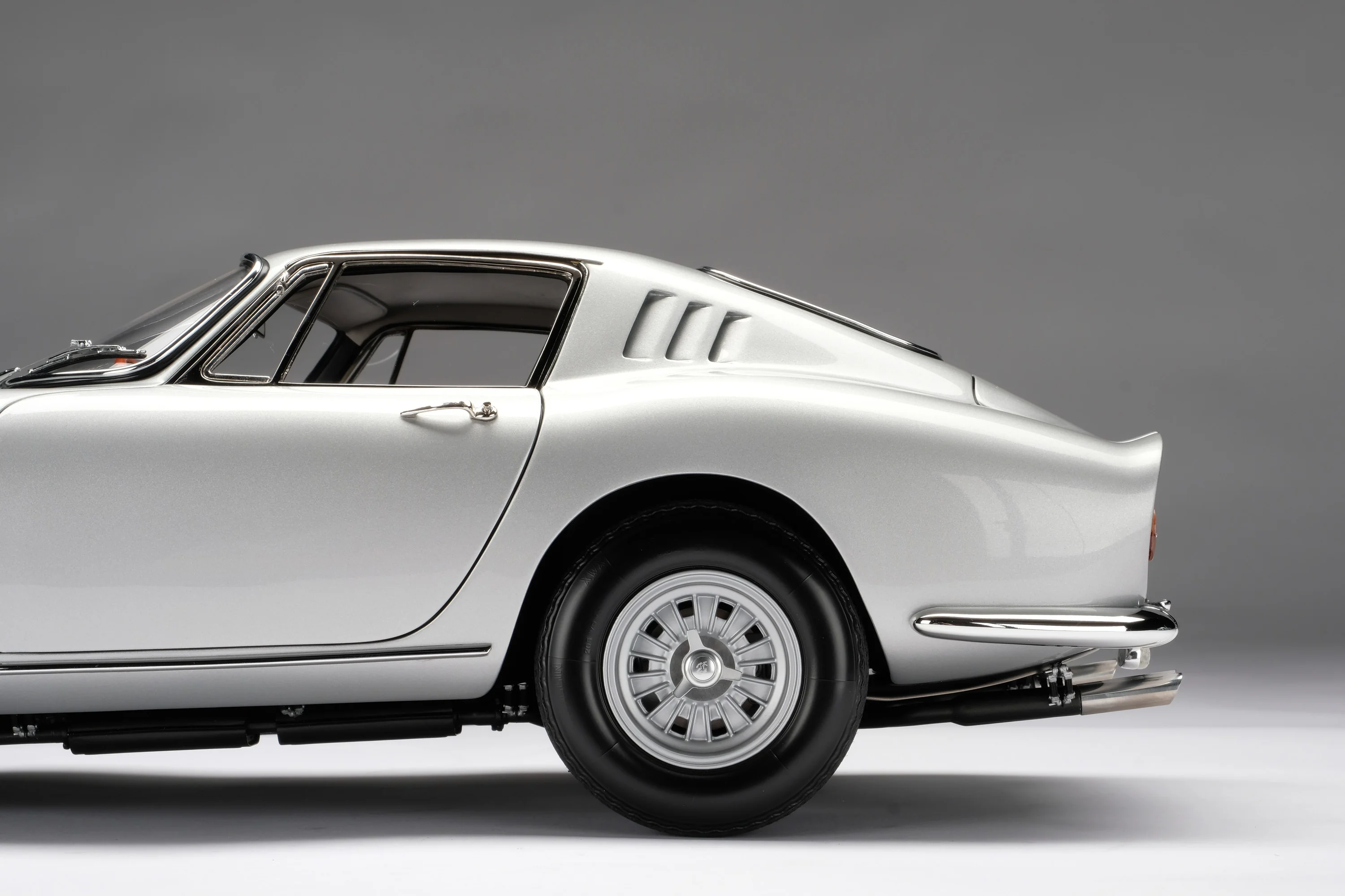 Ferrari 275 GTB/4 (1966) - Image 37