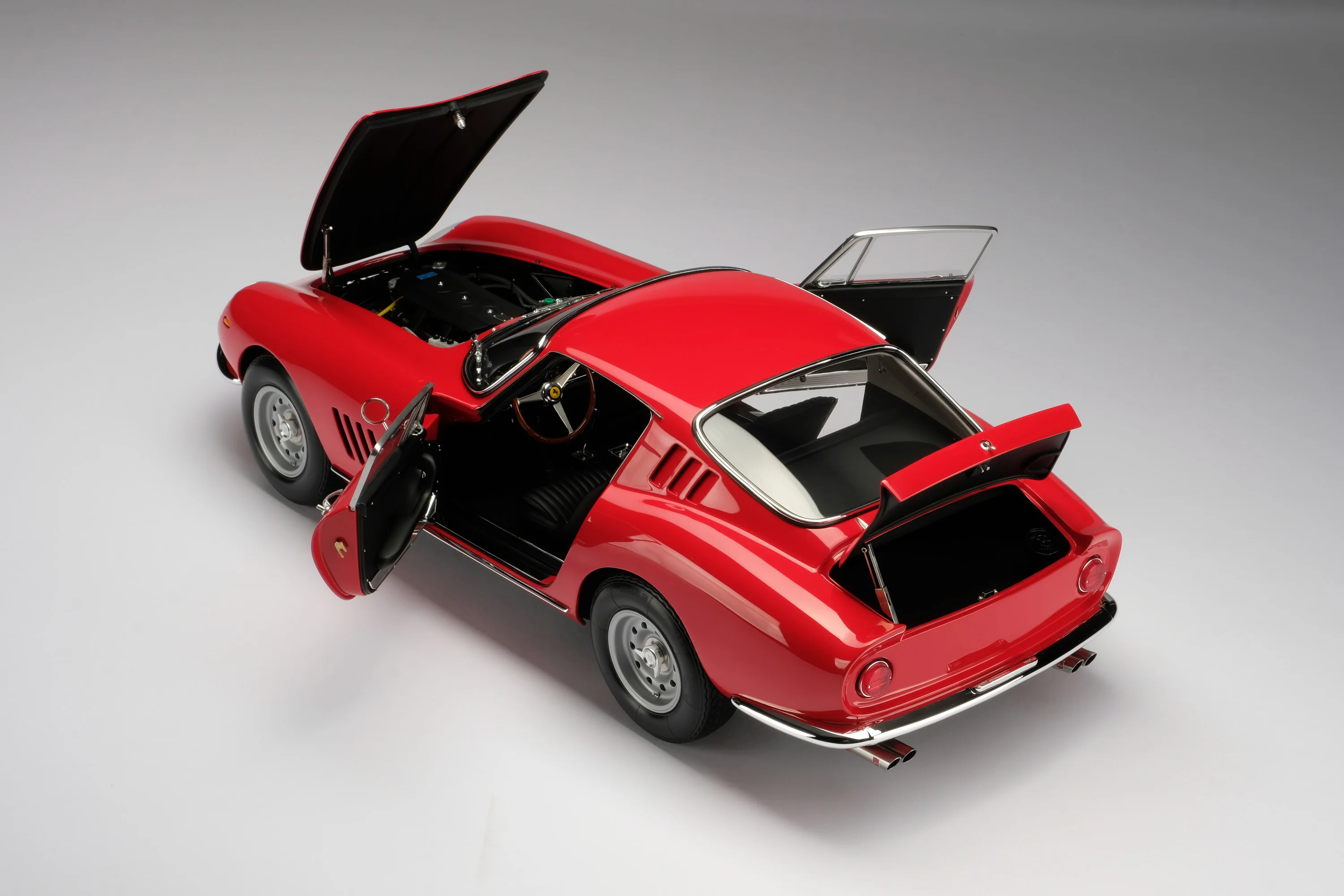 Ferrari 275 GTB/4 (1966) - Image 4