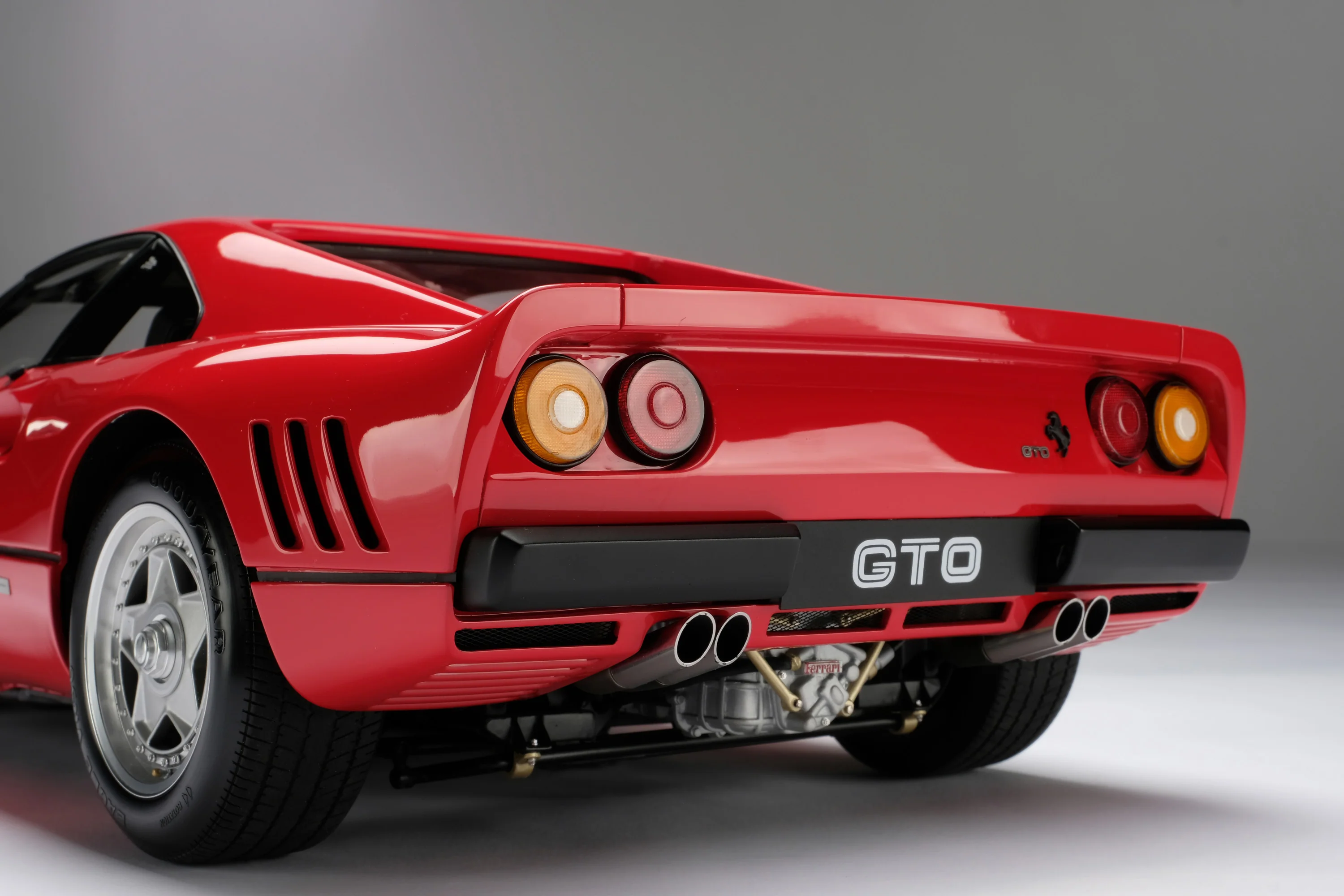 Ferrari 288 GTO (1984) - Image 15