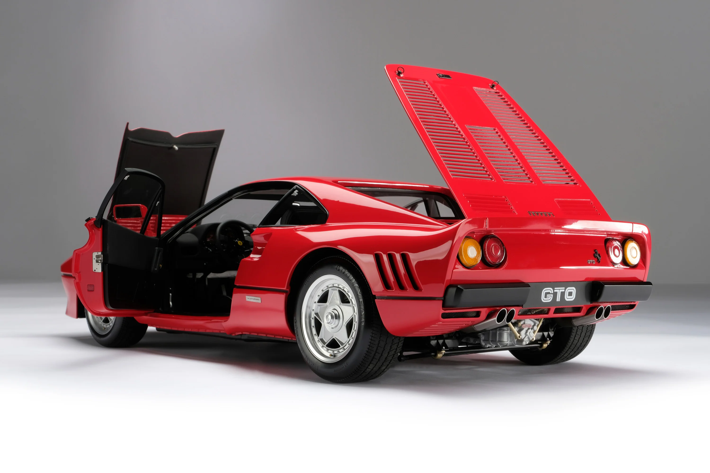 Ferrari 288 GTO (1984) - Image 7