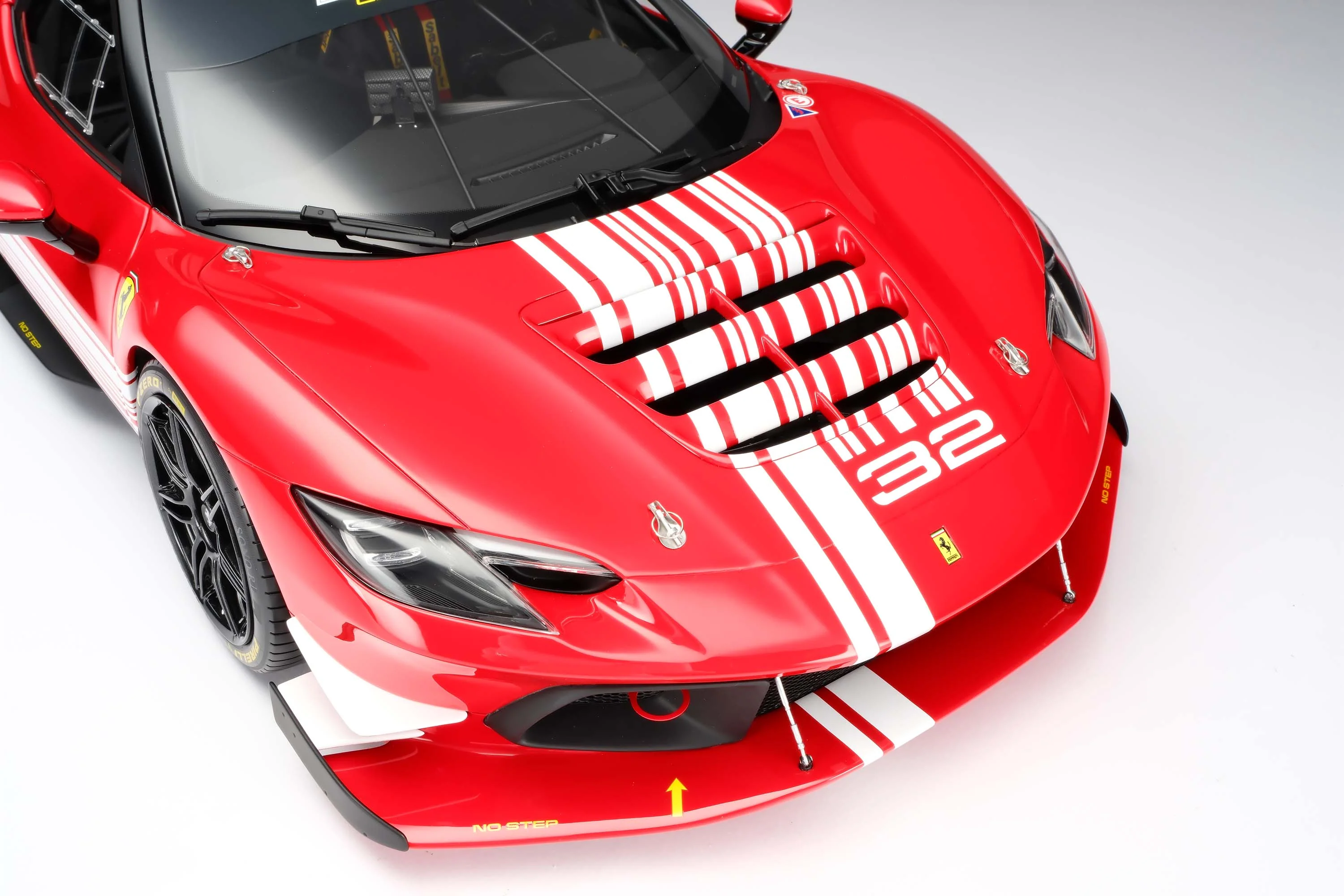 Ferrari 296 Challenge (2023) - Image 11