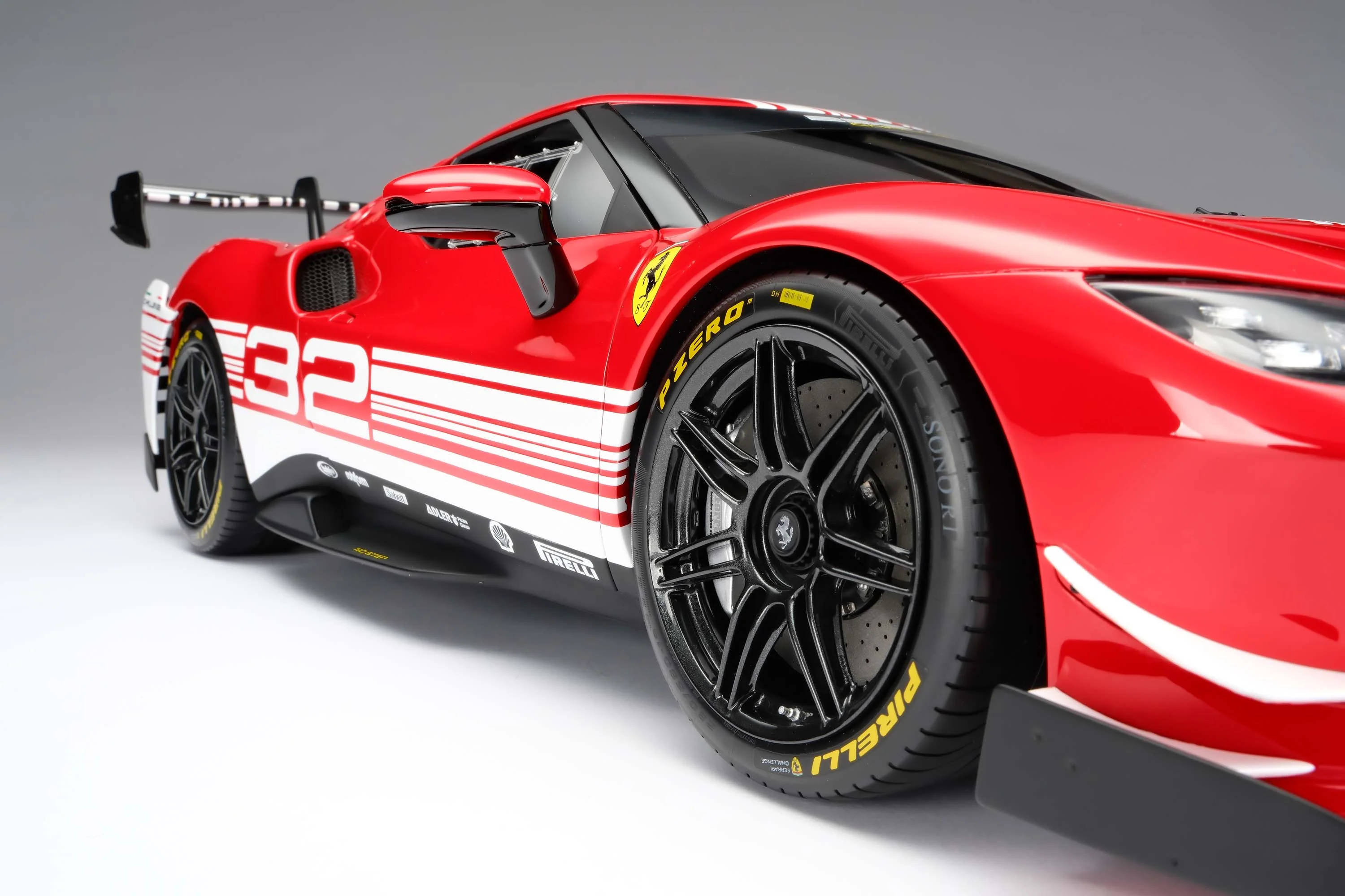 Ferrari 296 Challenge (2023) - Image 12