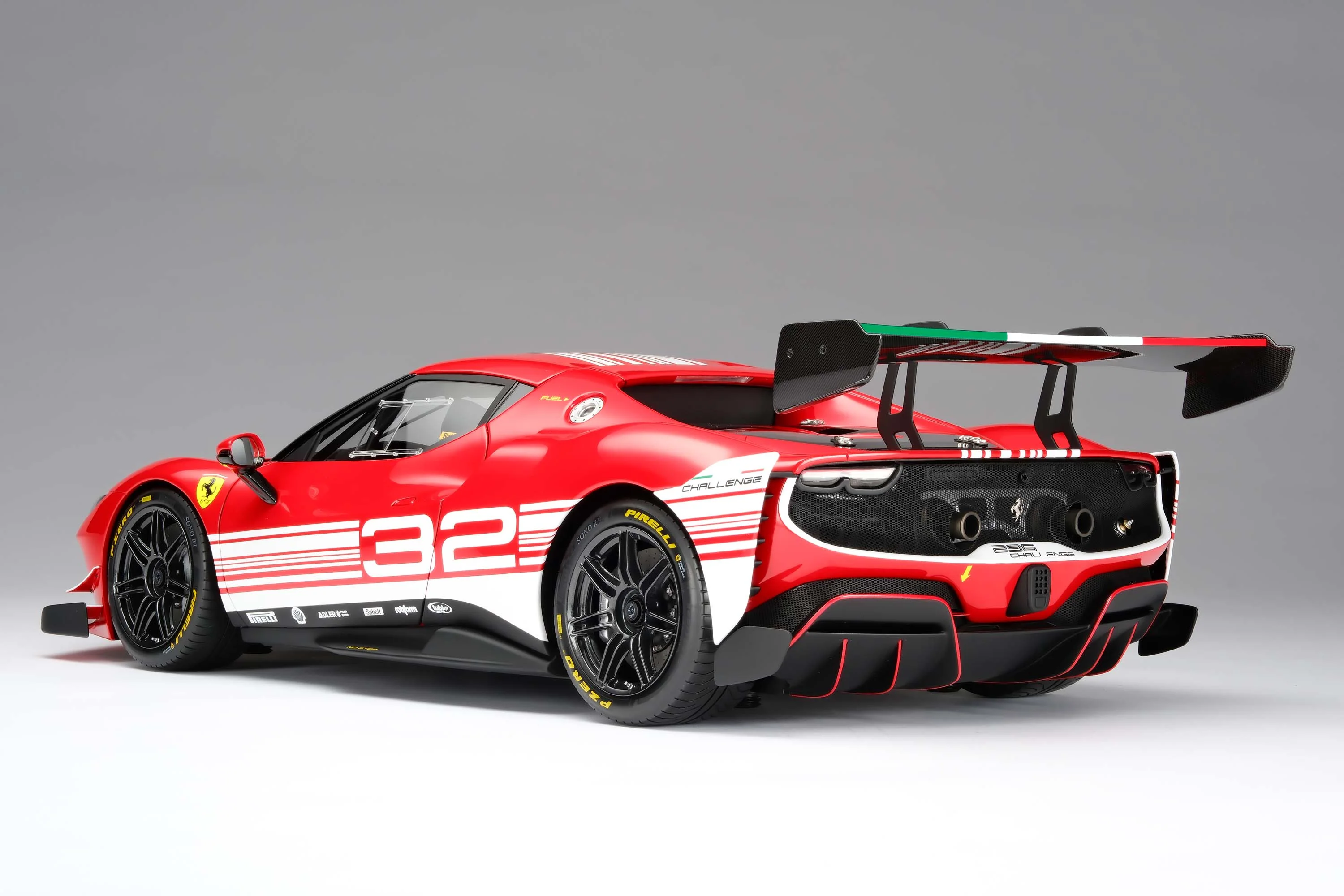 Ferrari 296 Challenge (2023) - Image 19