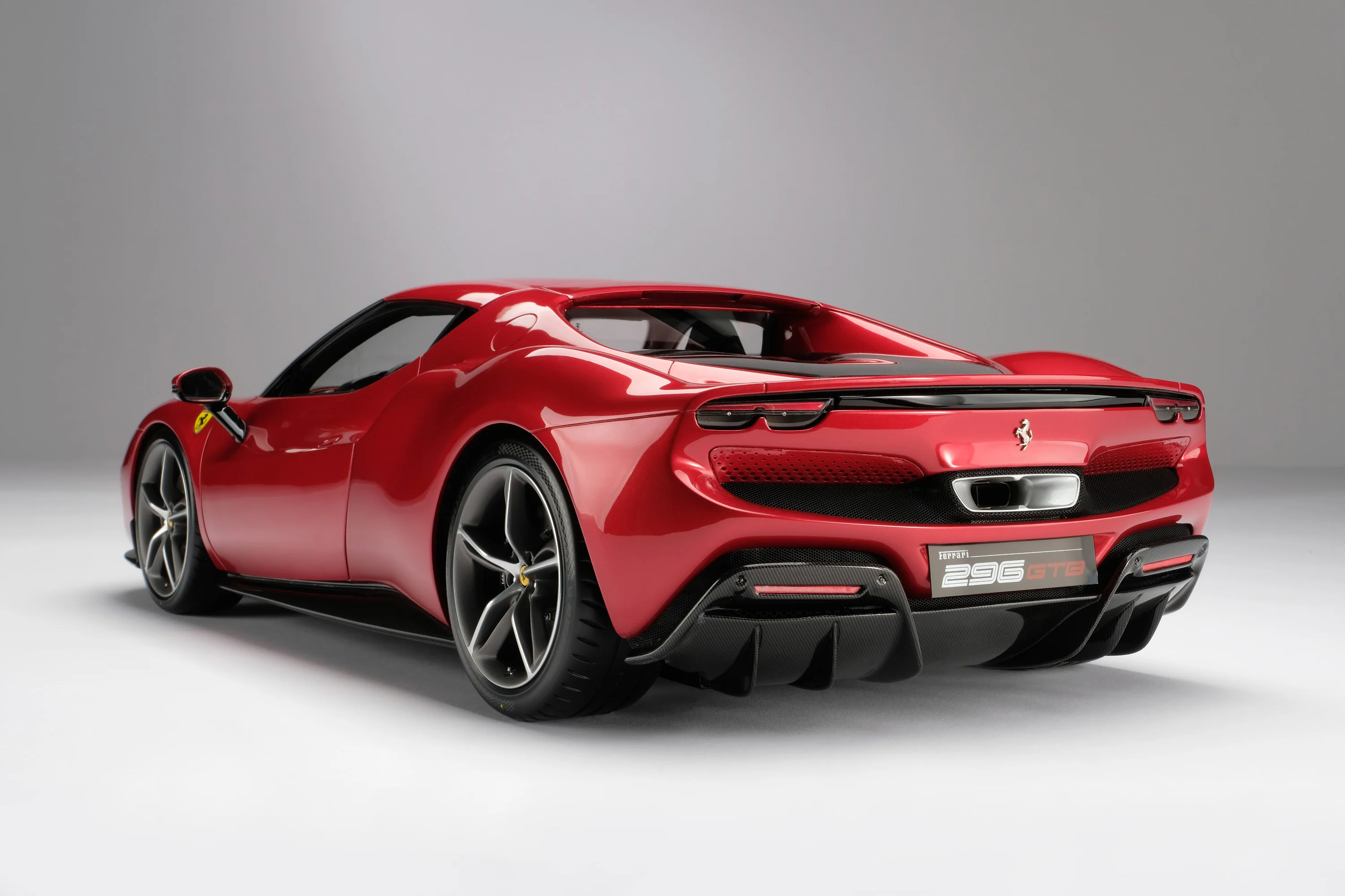 Ferrari 296 GTB (2021) - Image 14