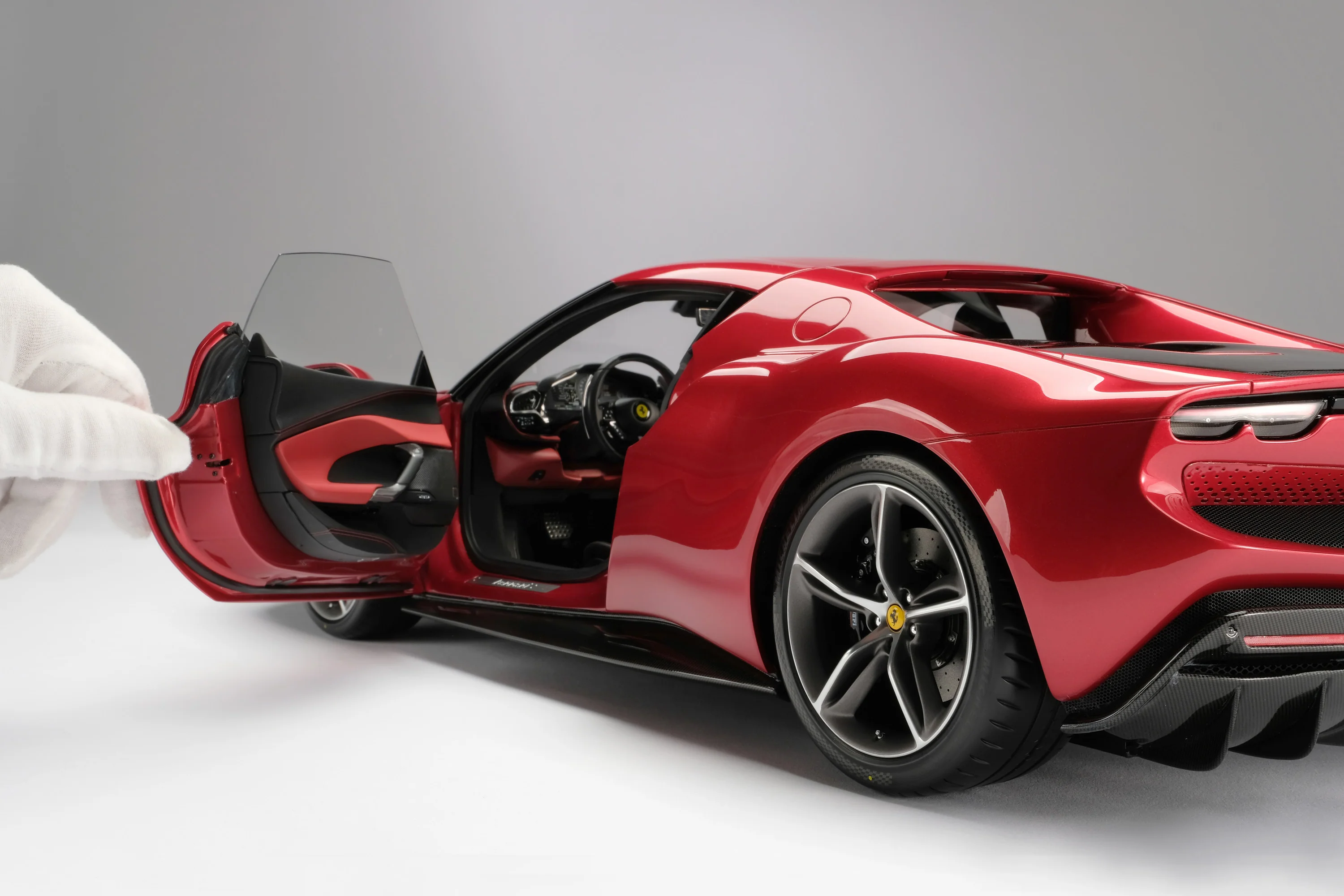 Ferrari 296 GTB (2021) - Image 9