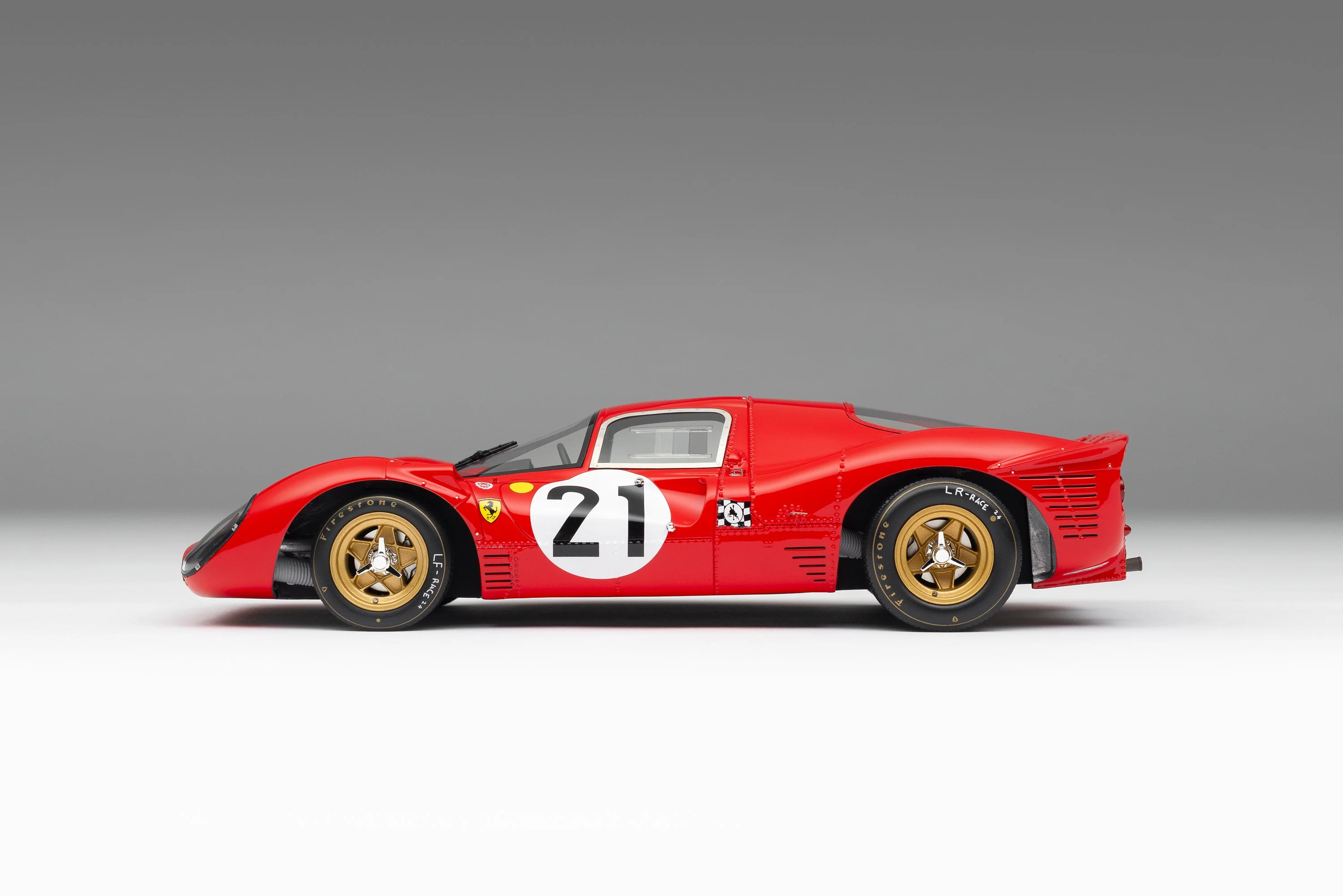 Ferrari 330 P4 - 1967 Le Mans - 2nd Place - Class Winner - Image 13