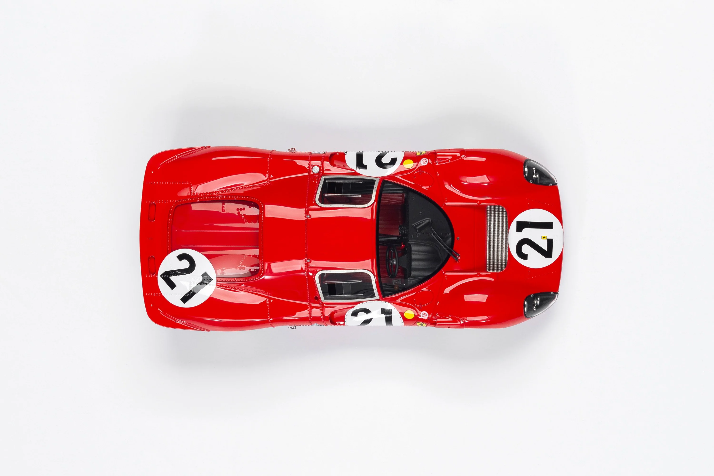 Ferrari 330 P4 - 1967 Le Mans - 2nd Place - Class Winner - Image 8