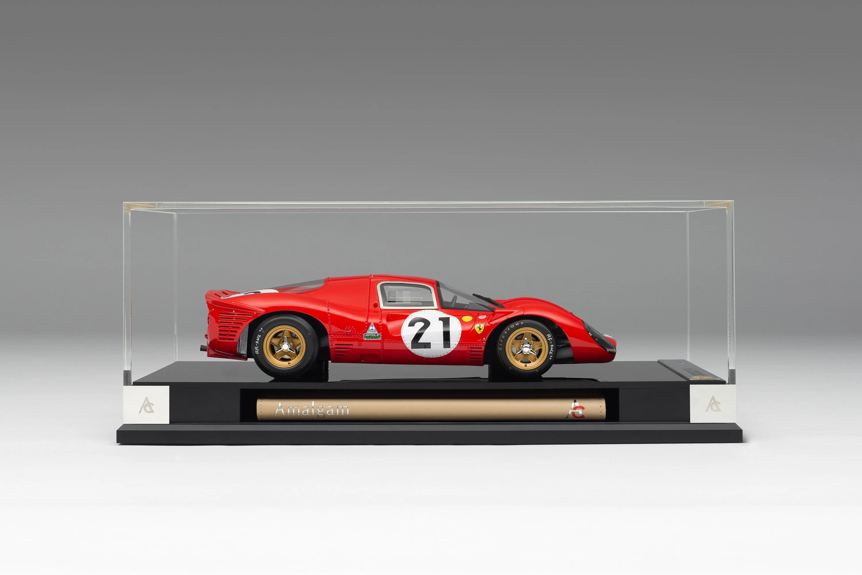Ferrari 330 P4 - 1967 Le Mans - 2nd Place - Class Winner - Image 9