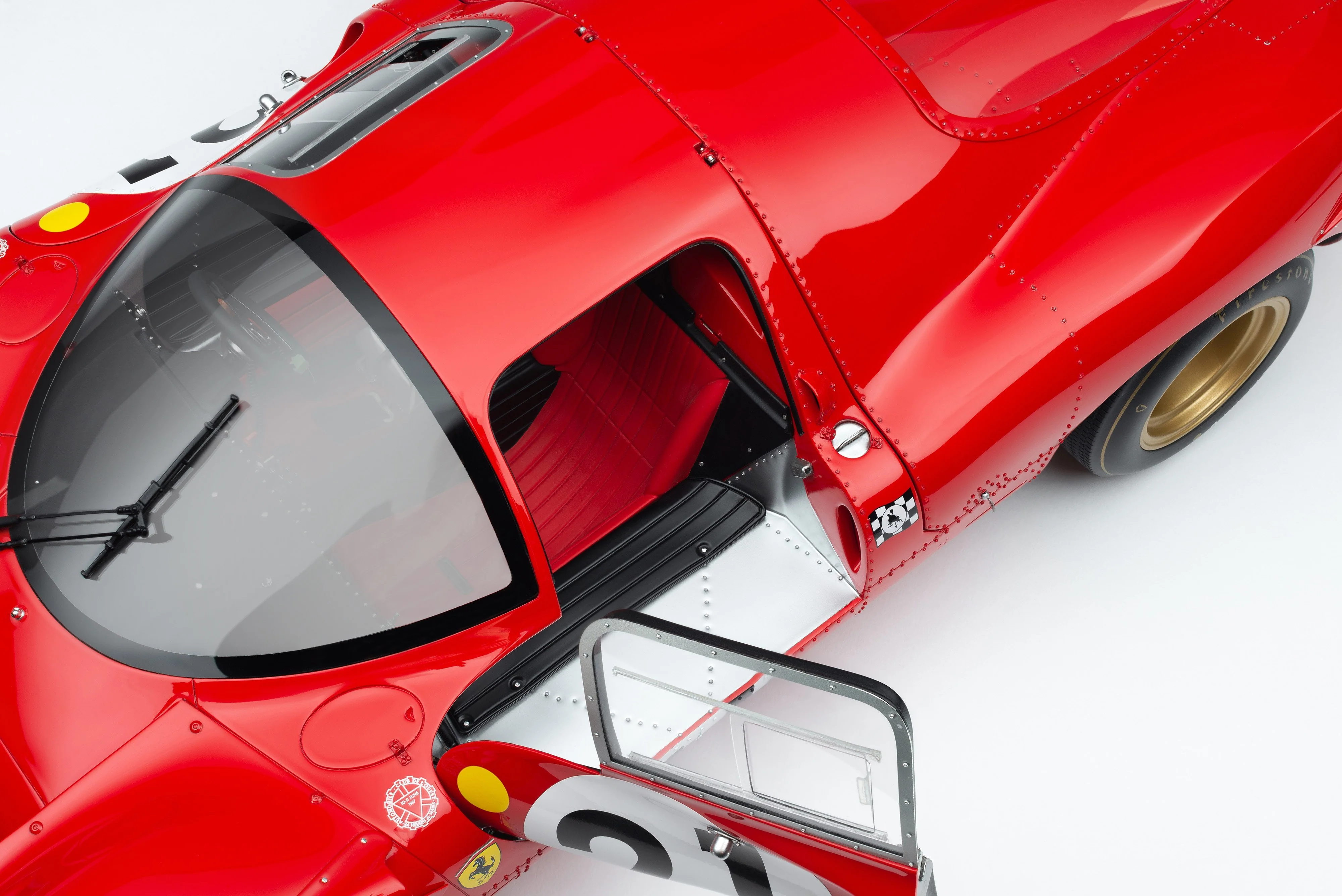 Ferrari 330 P4 - 1967 Le Mans - 2nd Place - Class Winner - Image 11