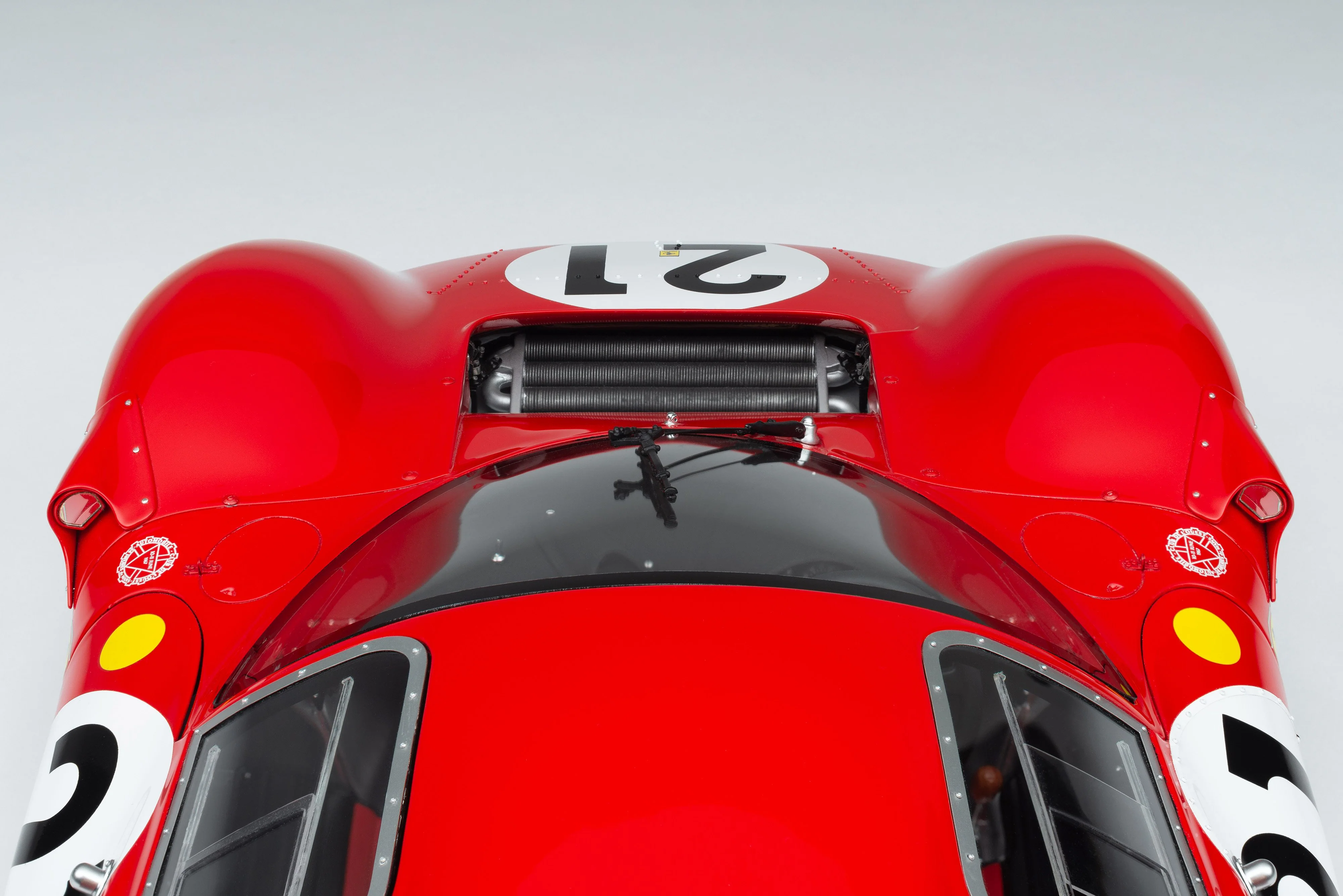 Ferrari 330 P4 - 1967 Le Mans - 2nd Place - Class Winner - Image 21