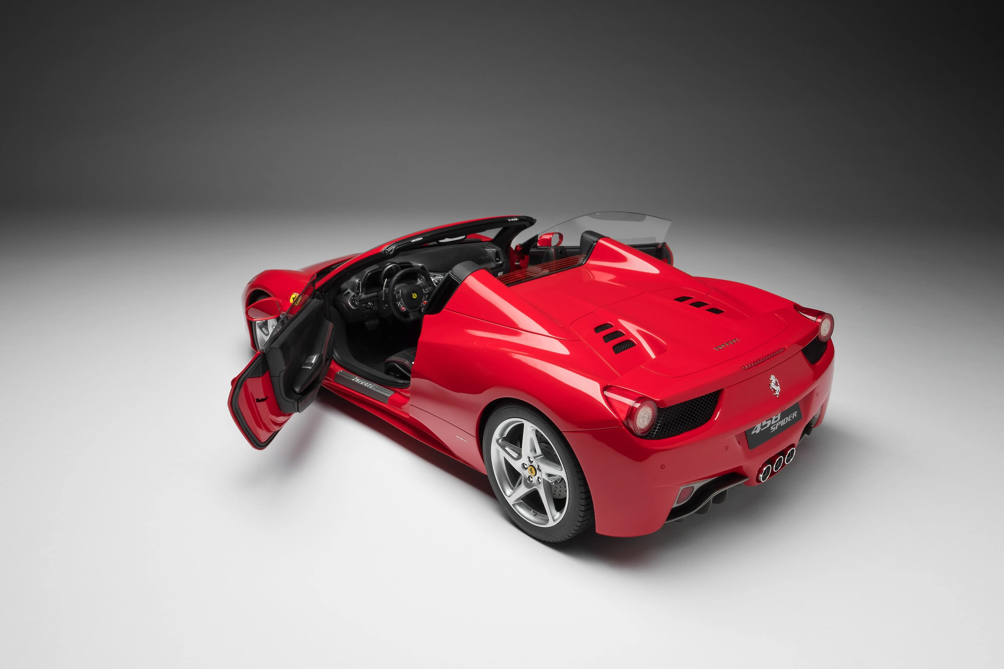 Ferrari 458 Spider (2011) - Image 10