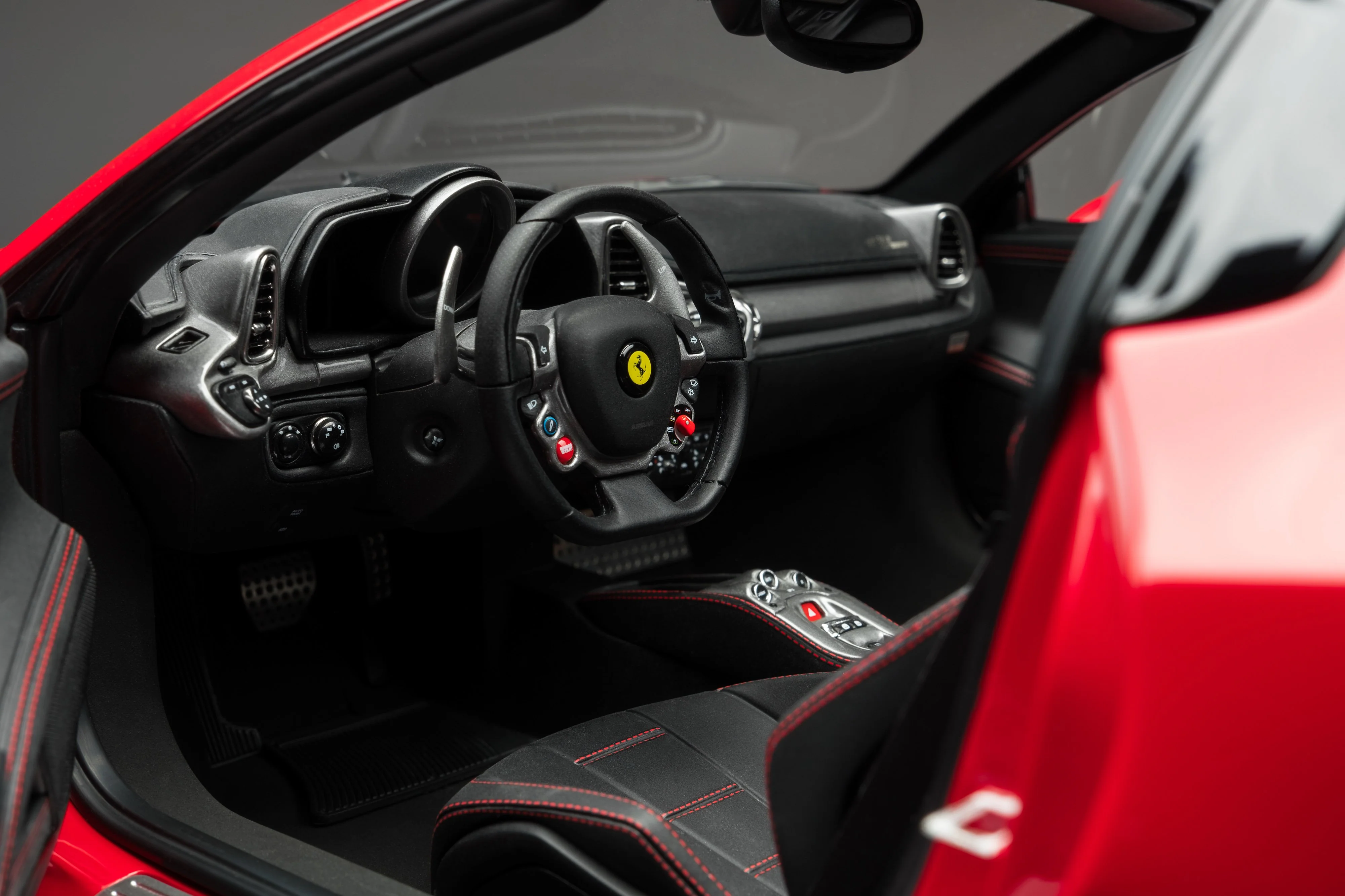 Ferrari 458 Spider (2011) - Image 13