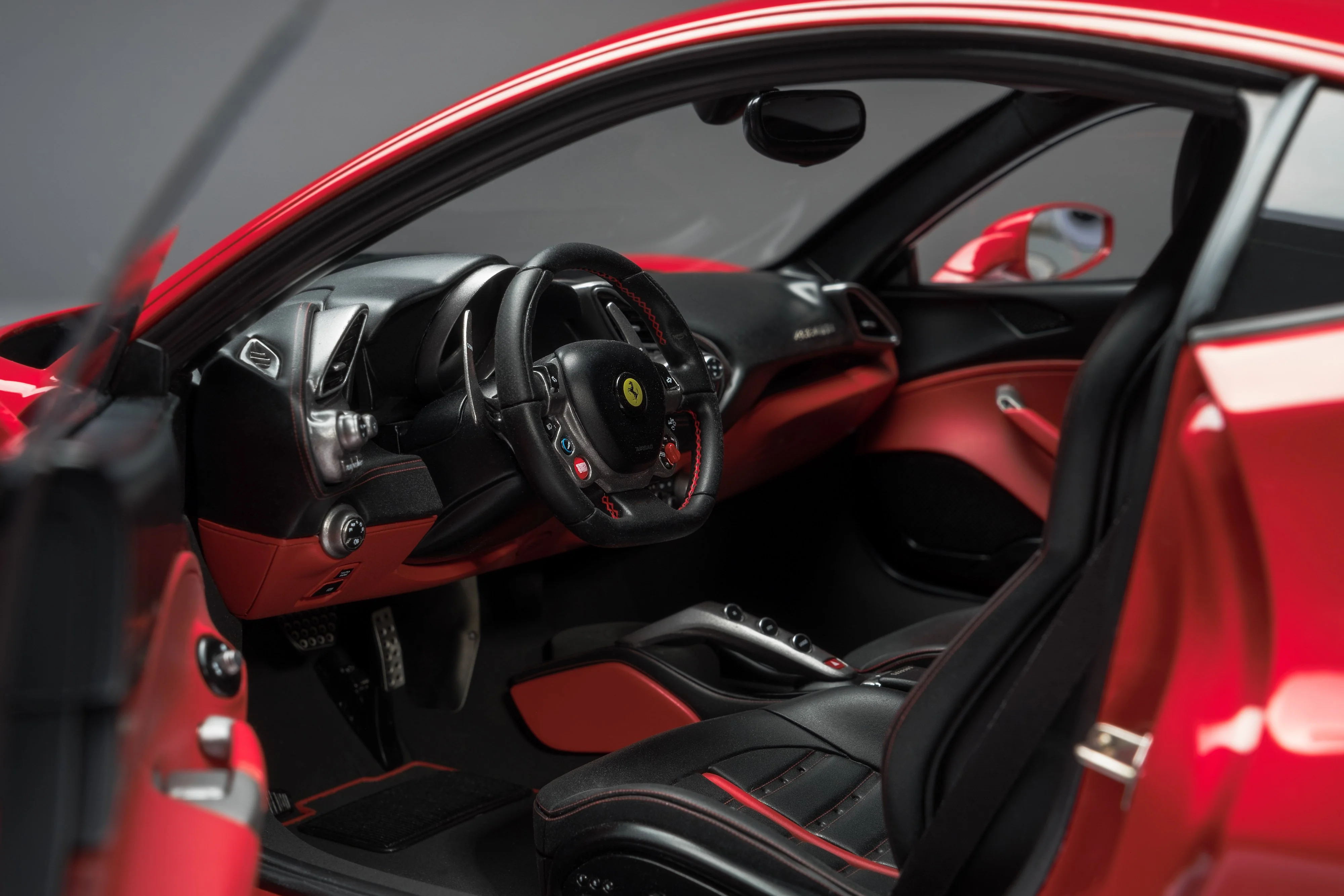 Ferrari 488 GTB (2015) - Image 13