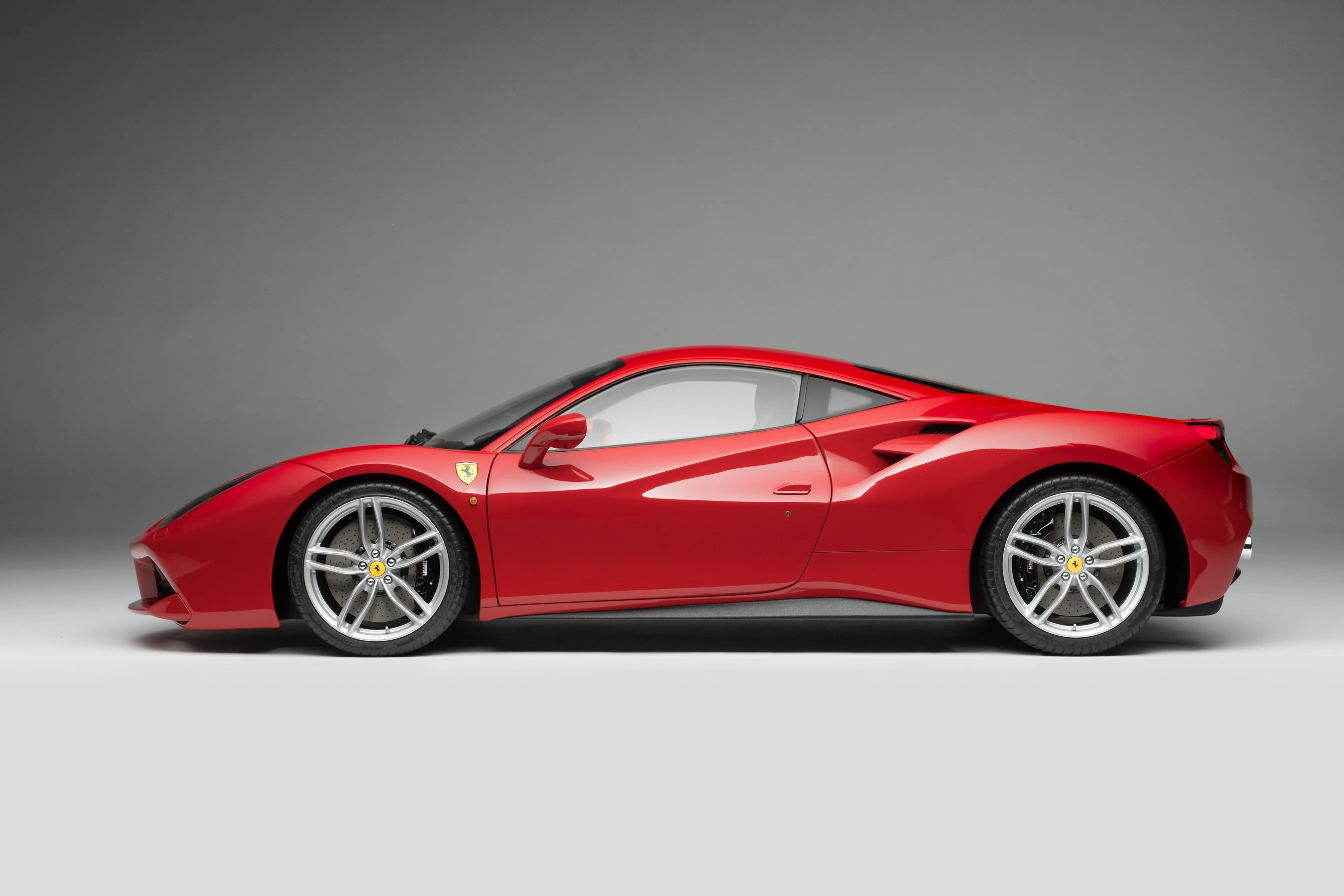 Ferrari 488 GTB (2015) - Image 6