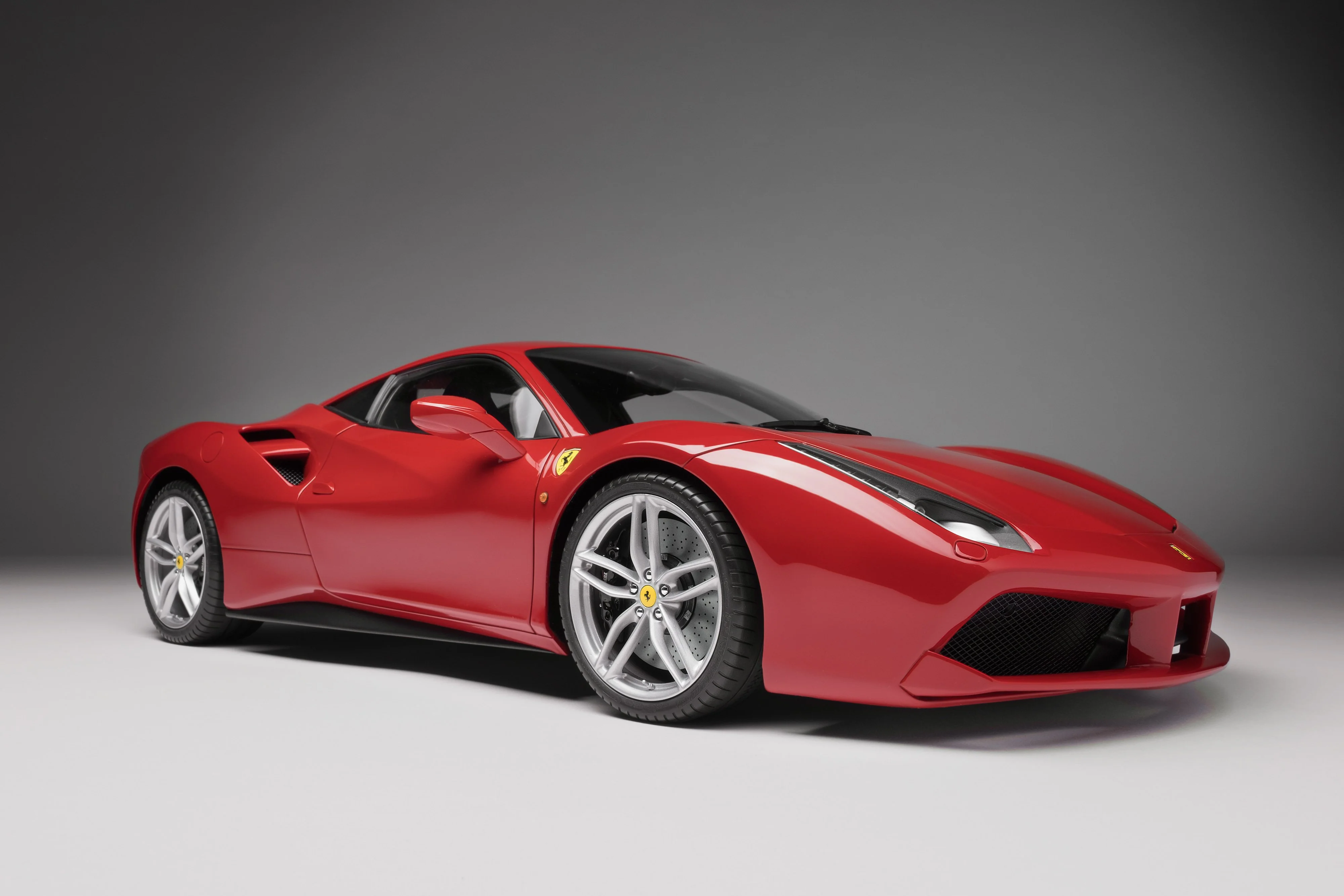 Ferrari 488 GTB (2015) - Image 8