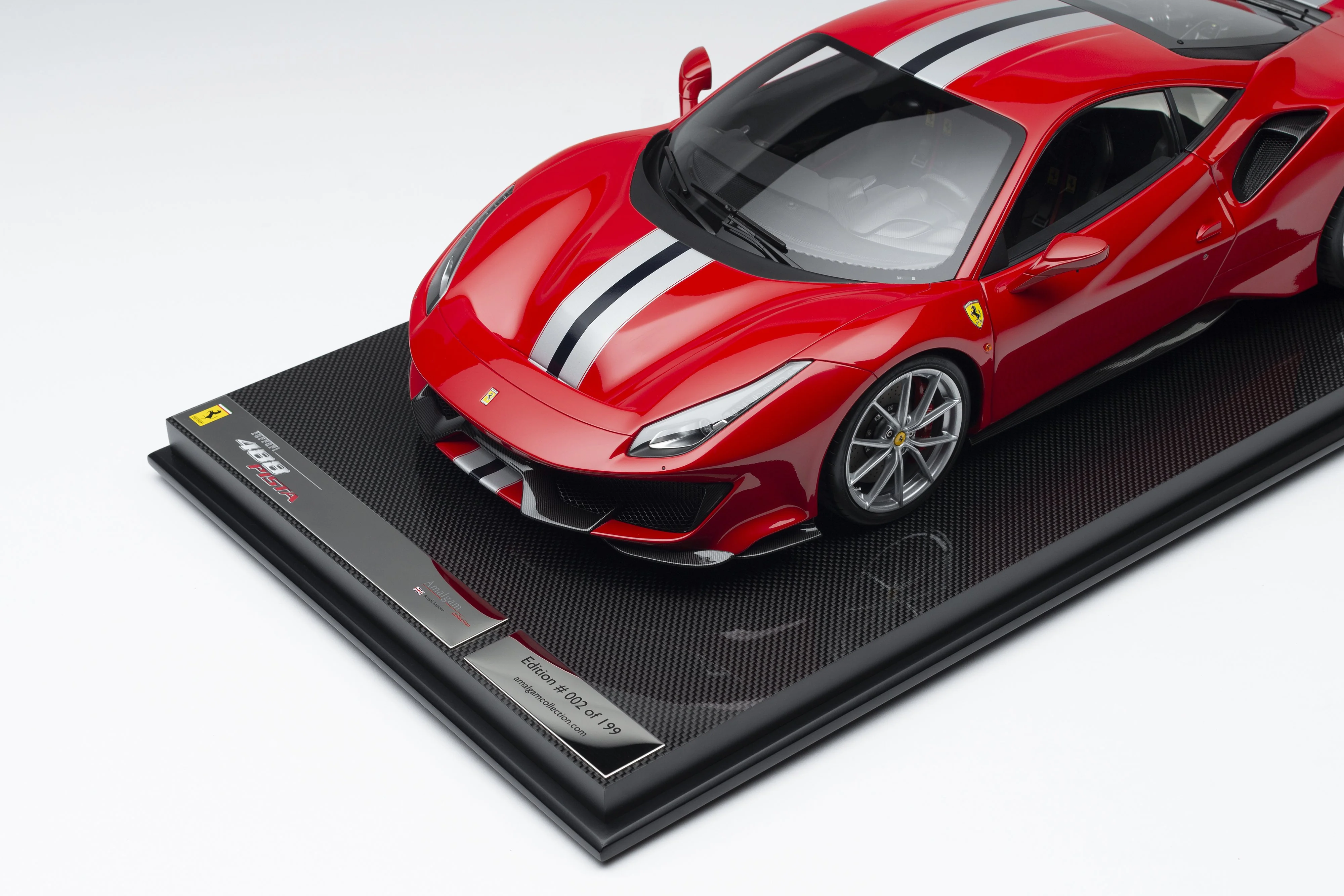 Ferrari 488 Pista (2018) - Image 5