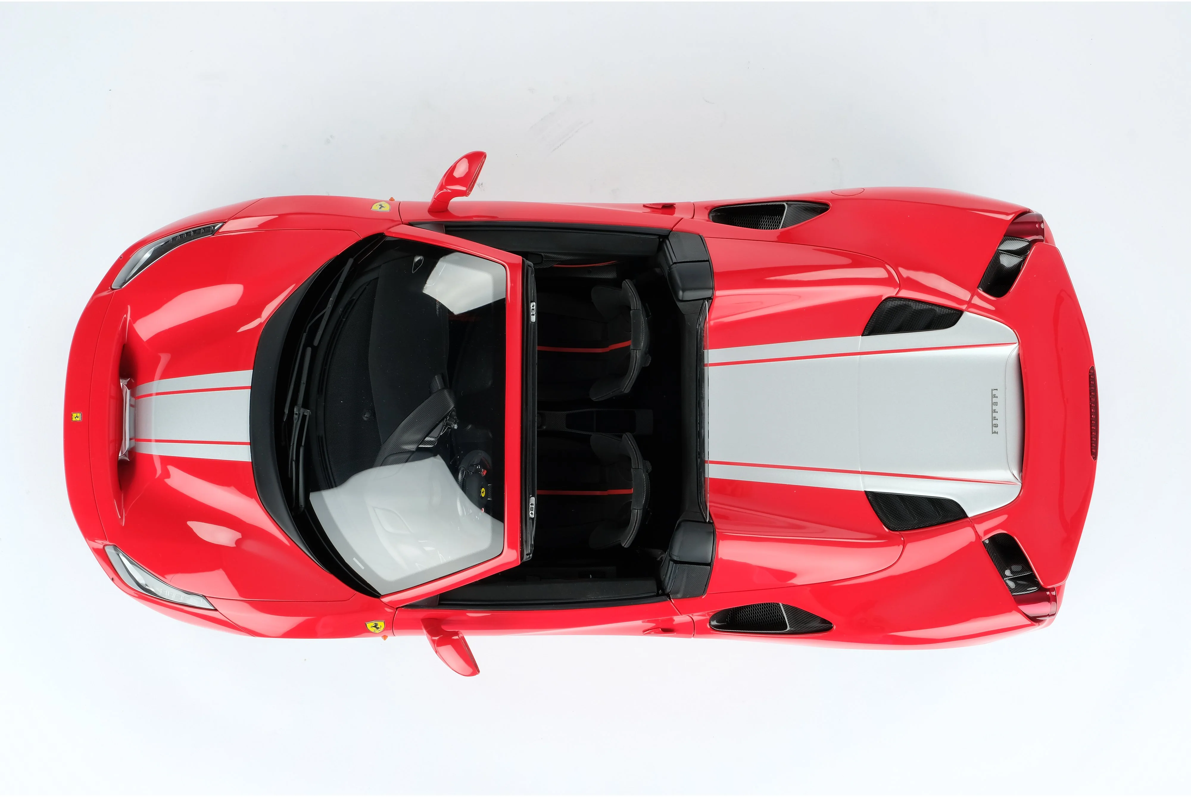 Ferrari 488 Pista Spider (2018) - Image 13