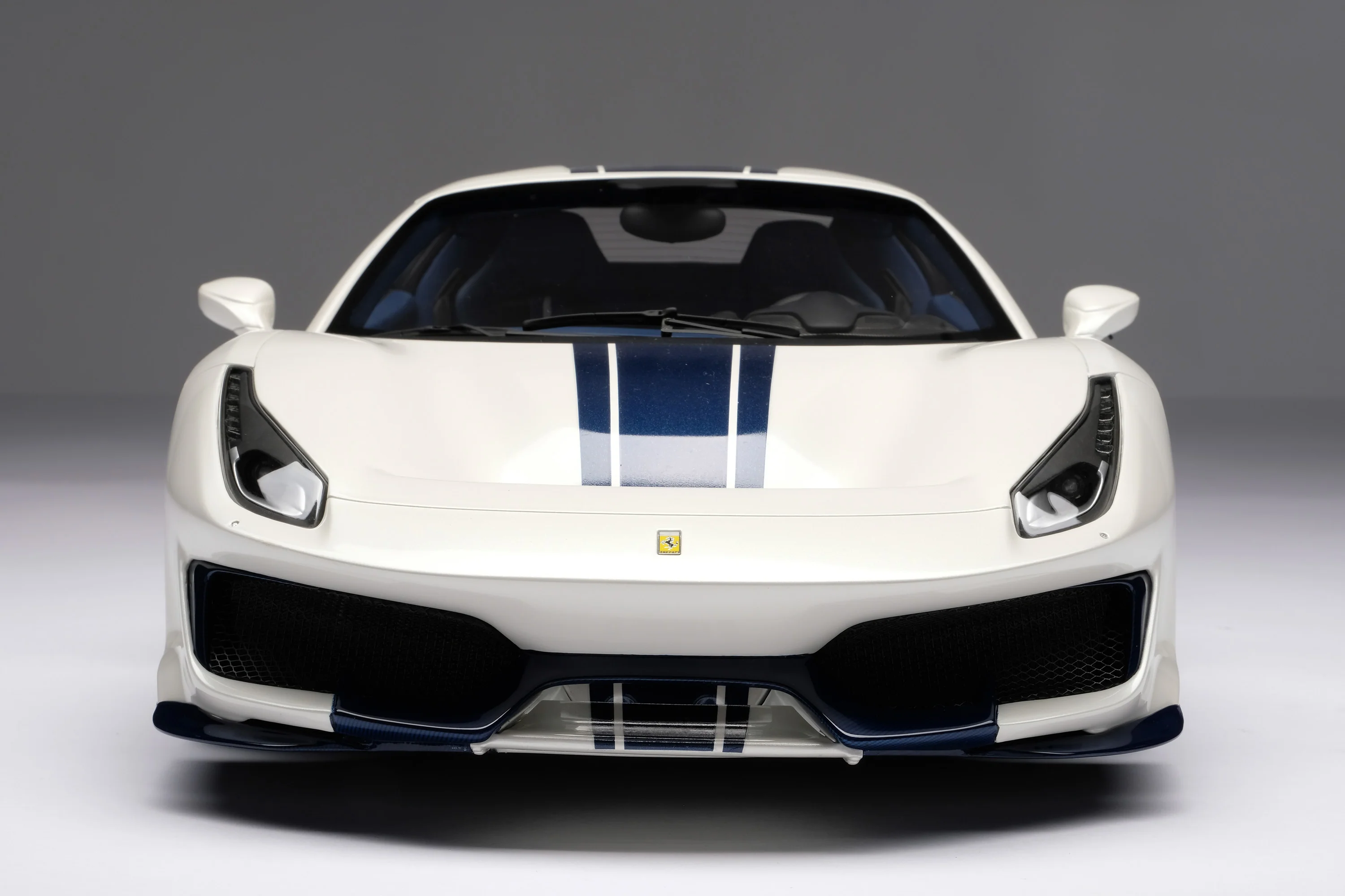 Ferrari 488 Pista Spider (2018) - Image 26