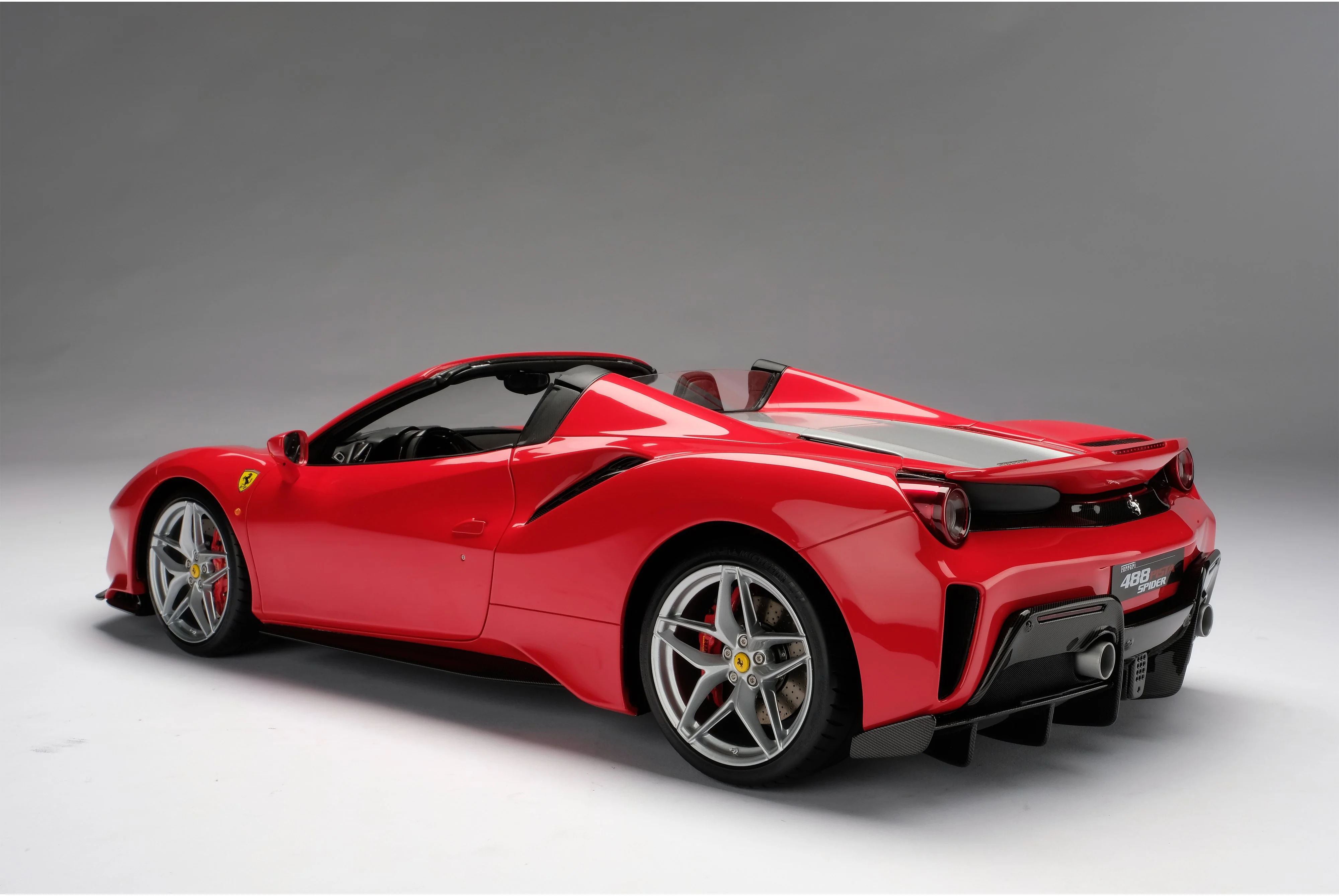 Ferrari 488 Pista Spider (2018) - Image 6